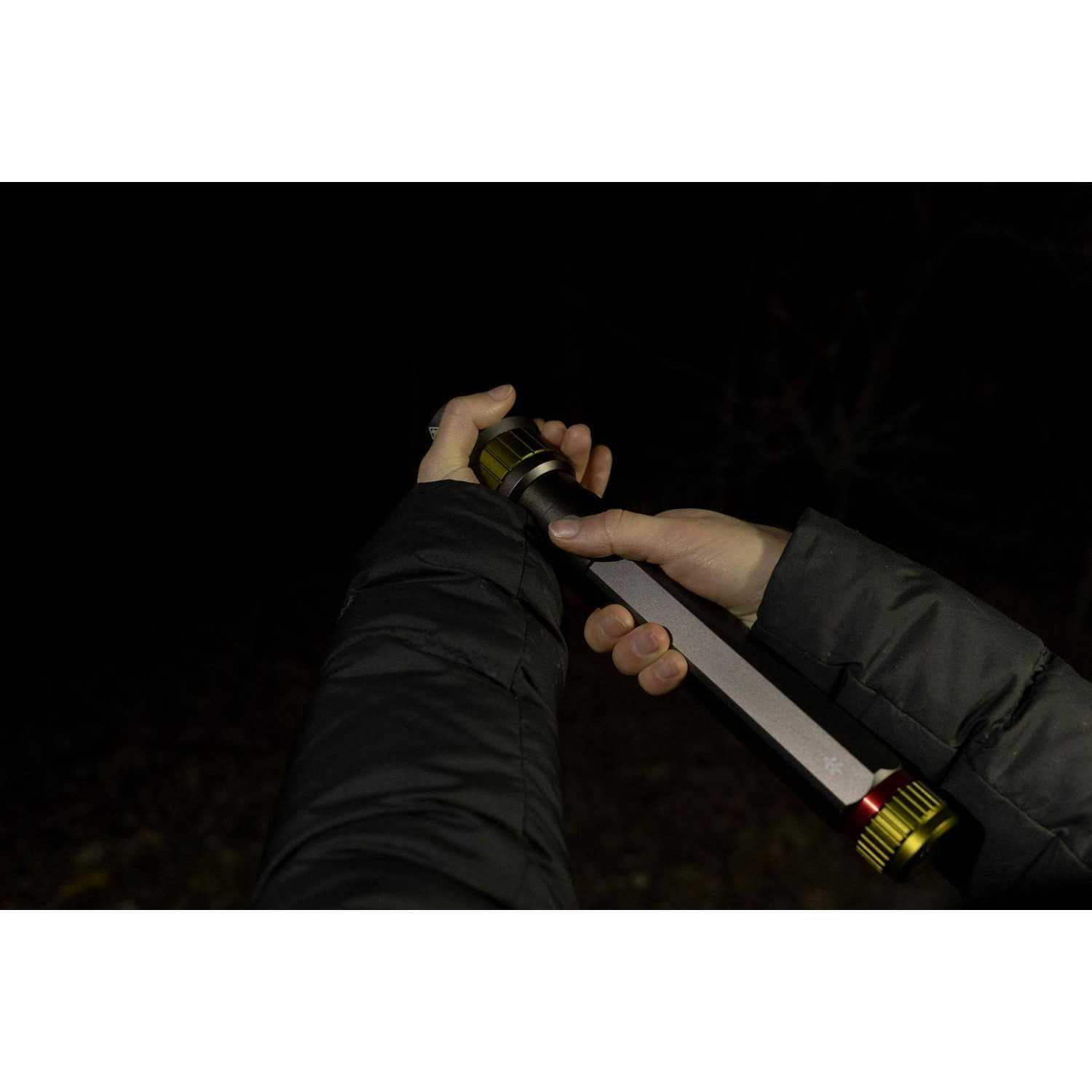 Swiss Tech Erleuchten 3000 Lumen LED Flashlight IP67 Waterproof - Cheap Fitting