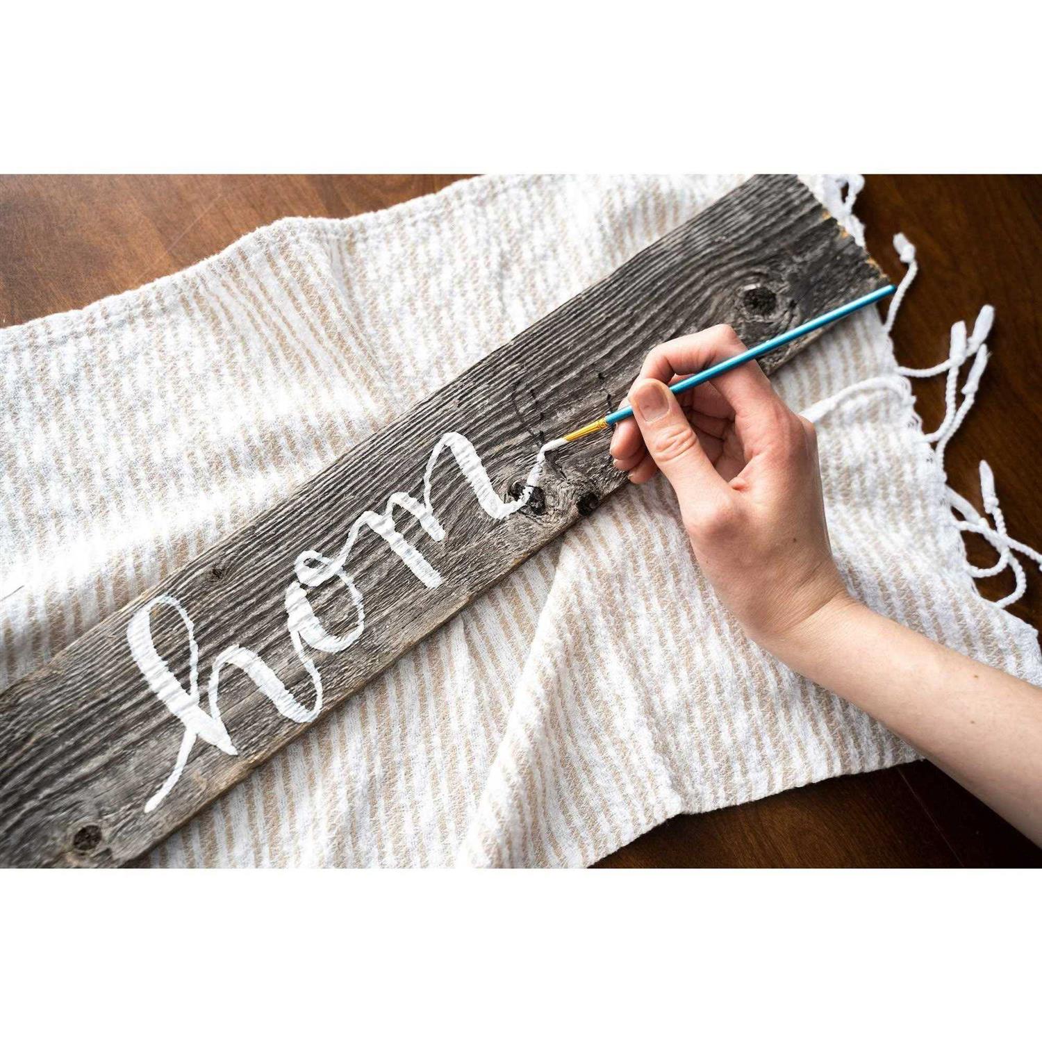 HomeRoots Pack of 6 Rustic Natural Weathered Wood Planks - Cheap Fitting