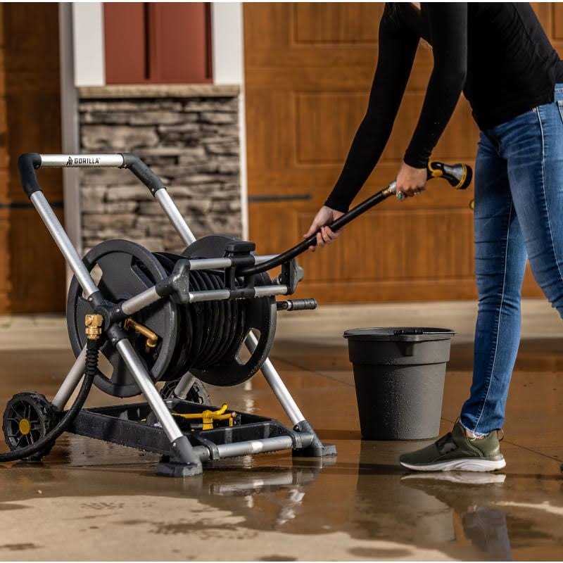 Gorilla 225 ft. Aluminum Zero Rust Premium Mobile Hose Reel - Cheap Fitting