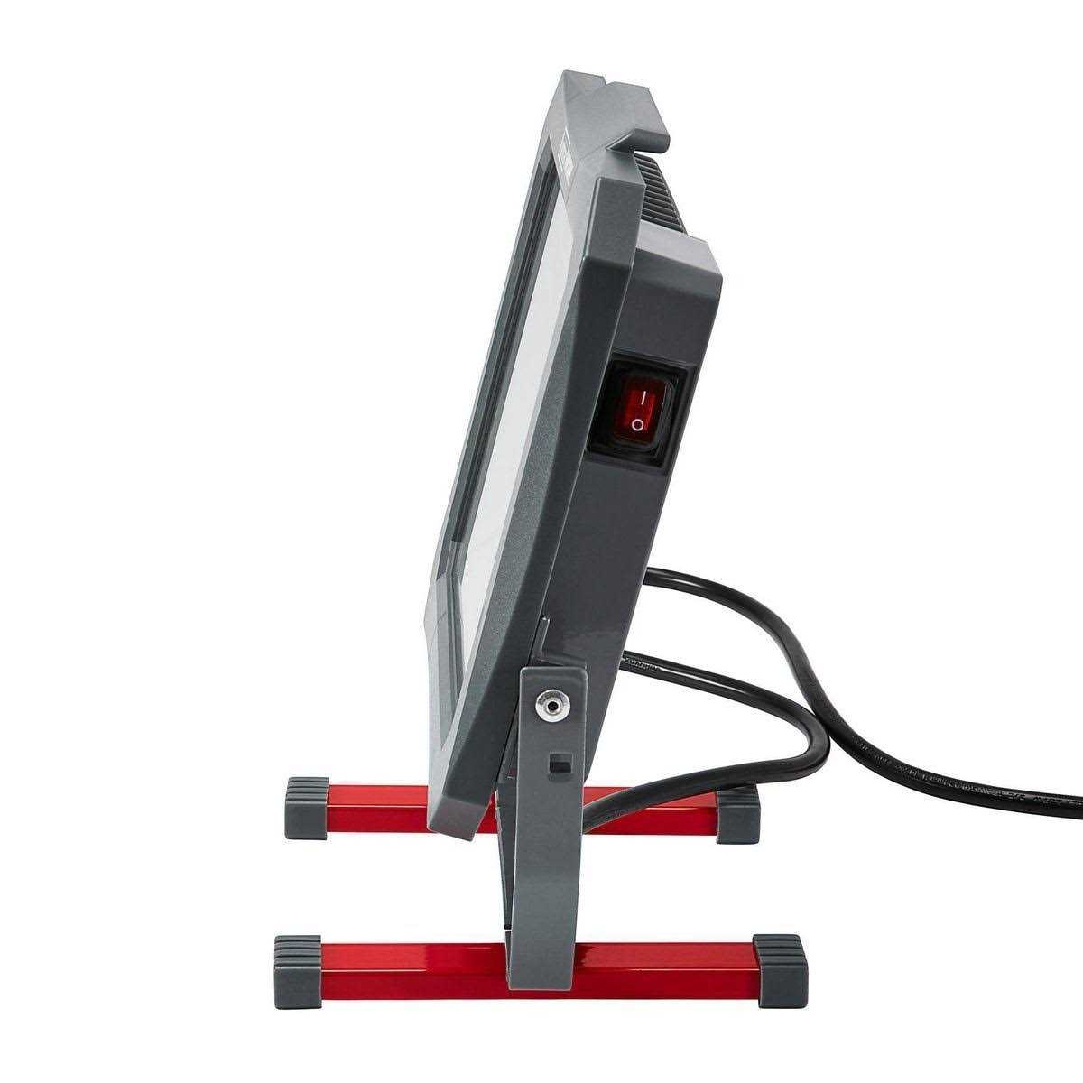 Luminar Work 6000 Lumen LED Work Light - Cheap Fitting