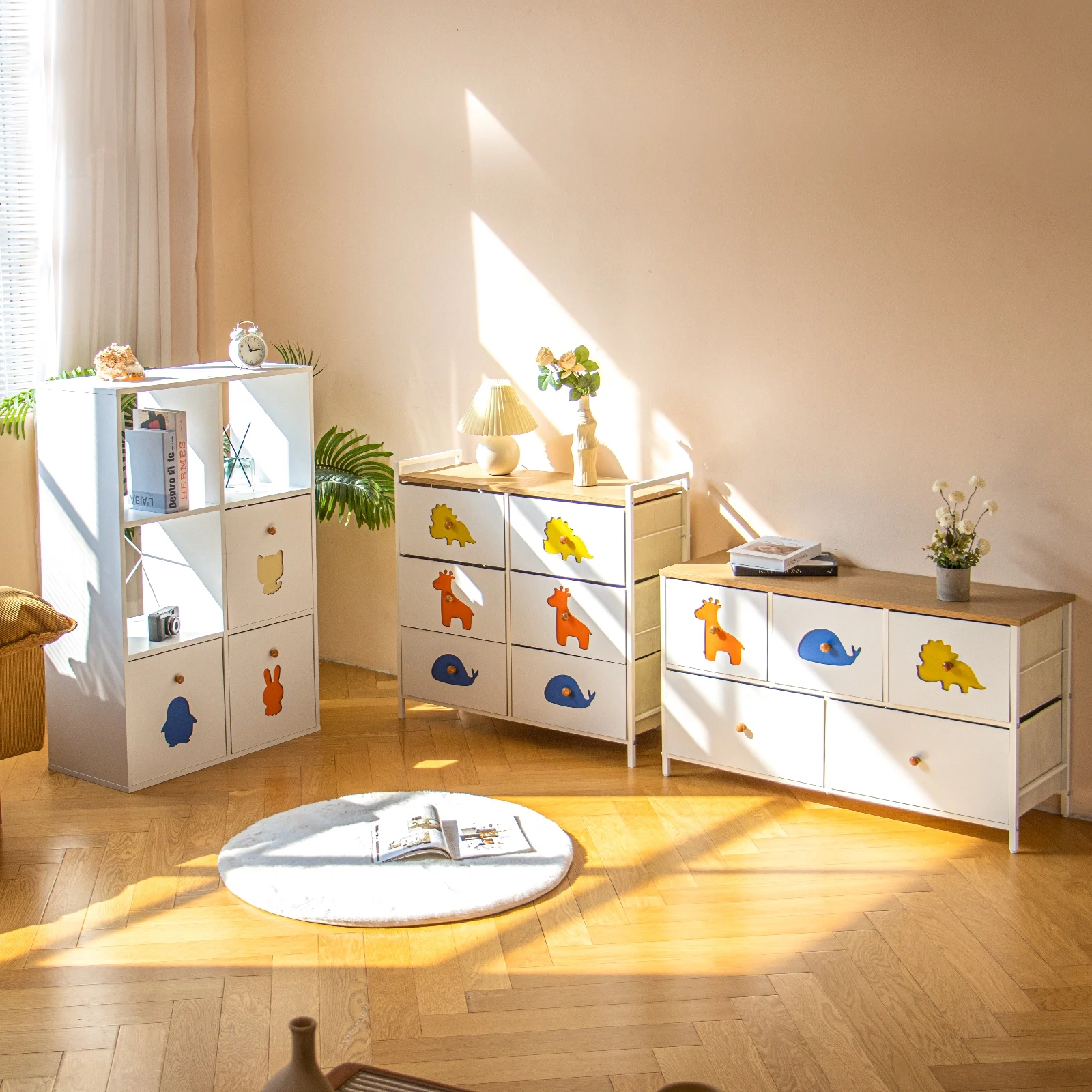 FRAPOW Dresser for Bedroom, Bedside Dresser with 5 Drawers, Chest of Drawers for Kids Adult, White - Cheap Fitting