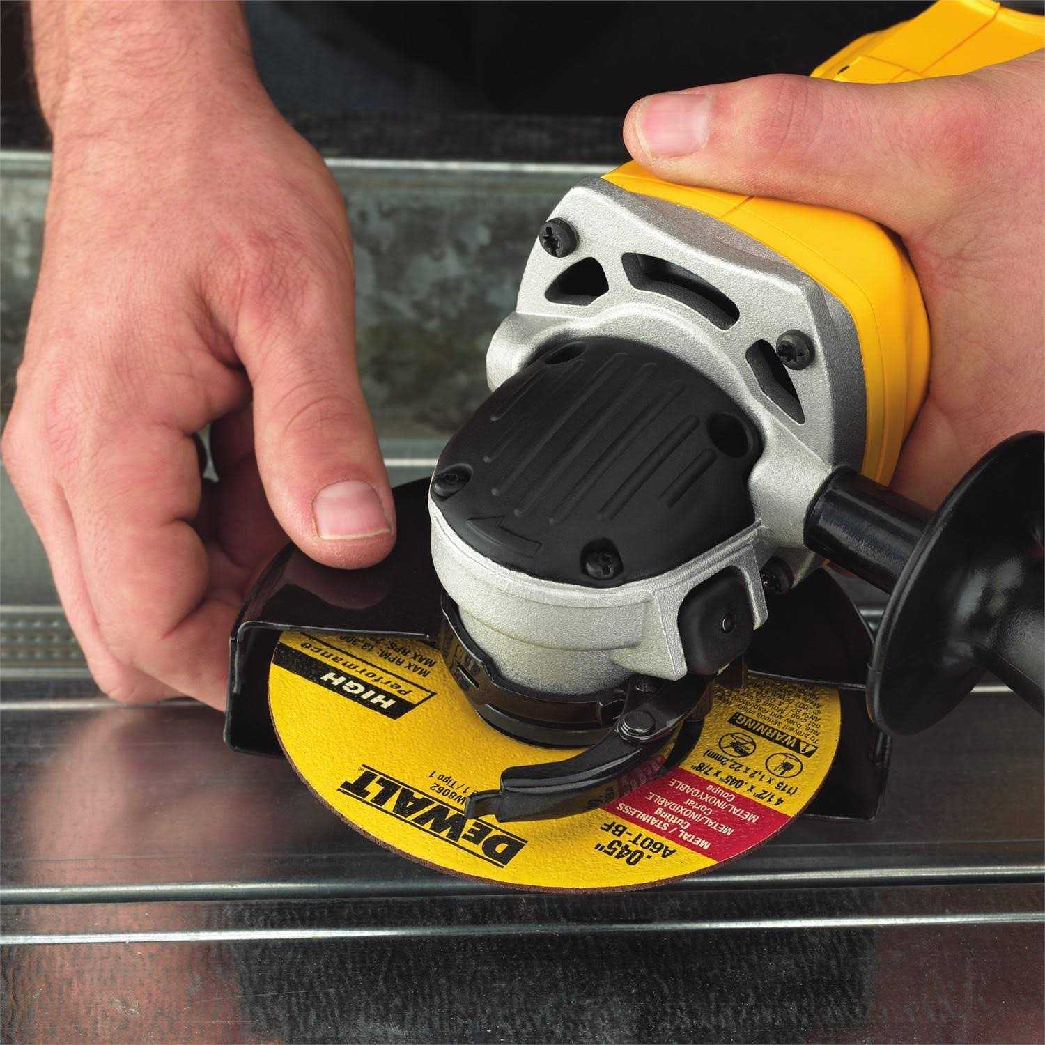 Dewalt 20V MAX Grinder DCG412B - Cheap Fitting