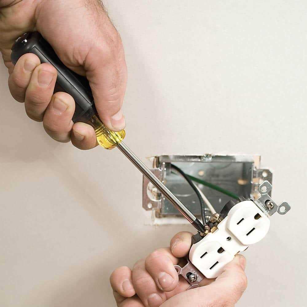 Klein Tools 80021 Tool Set, Screwdriver and Nut Driver Tool Kit wi - Cheap Fitting