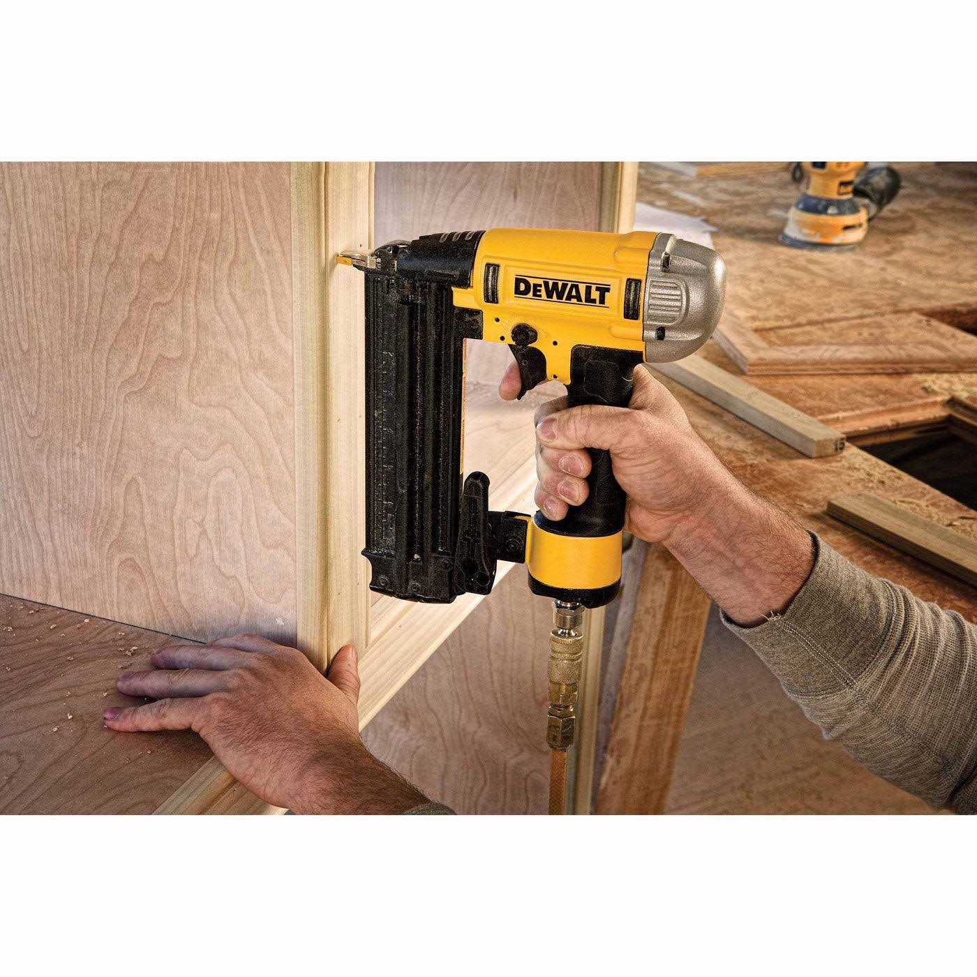DEWALT DWFP12233 - Cheap Fitting