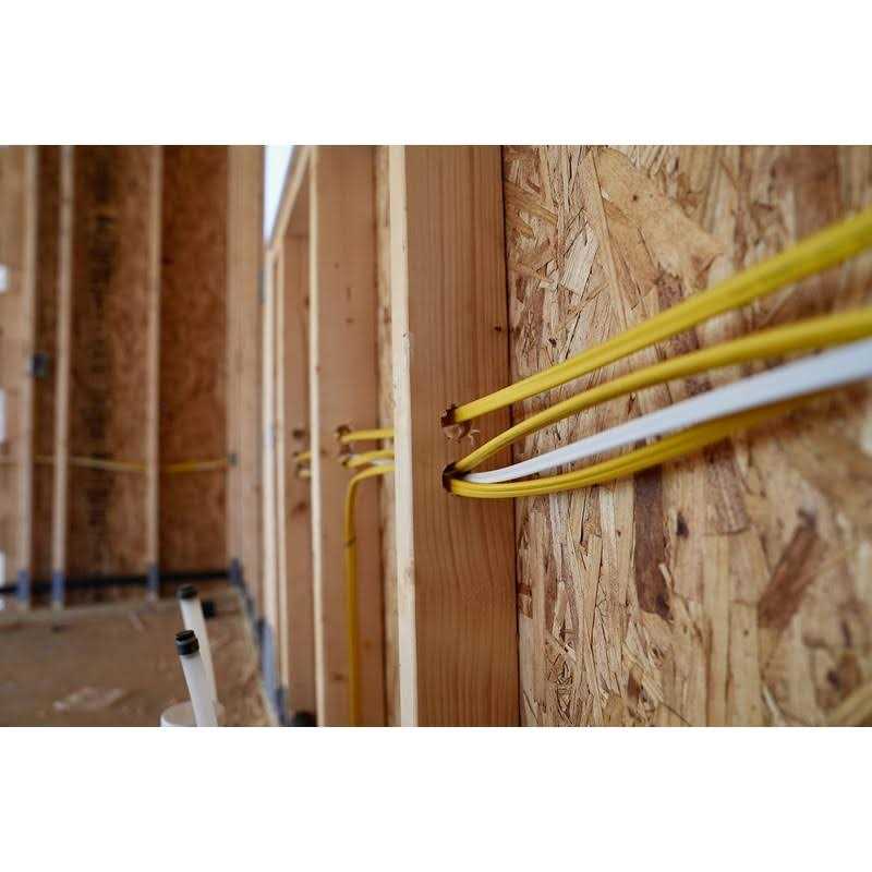 Southwire 28828221 25′ 12/2 with Ground Romex Brand SIMpull Residential Indoor E - Cheap Fitting