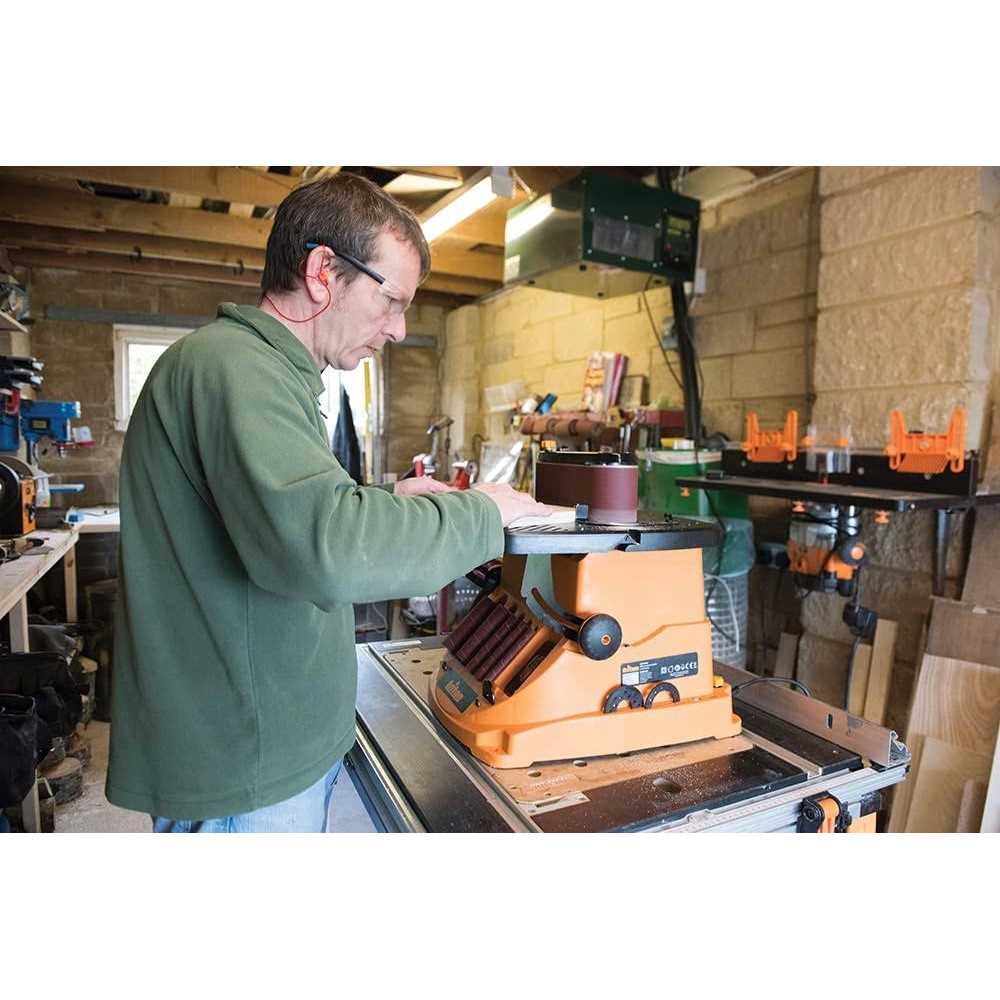 Triton Oscillating Spindle & Belt Sander TSPST450 - Cheap Fitting