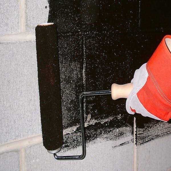 Henry 101 Non-Fibered Foundation Coating 4.75 gal - Cheap Fitting