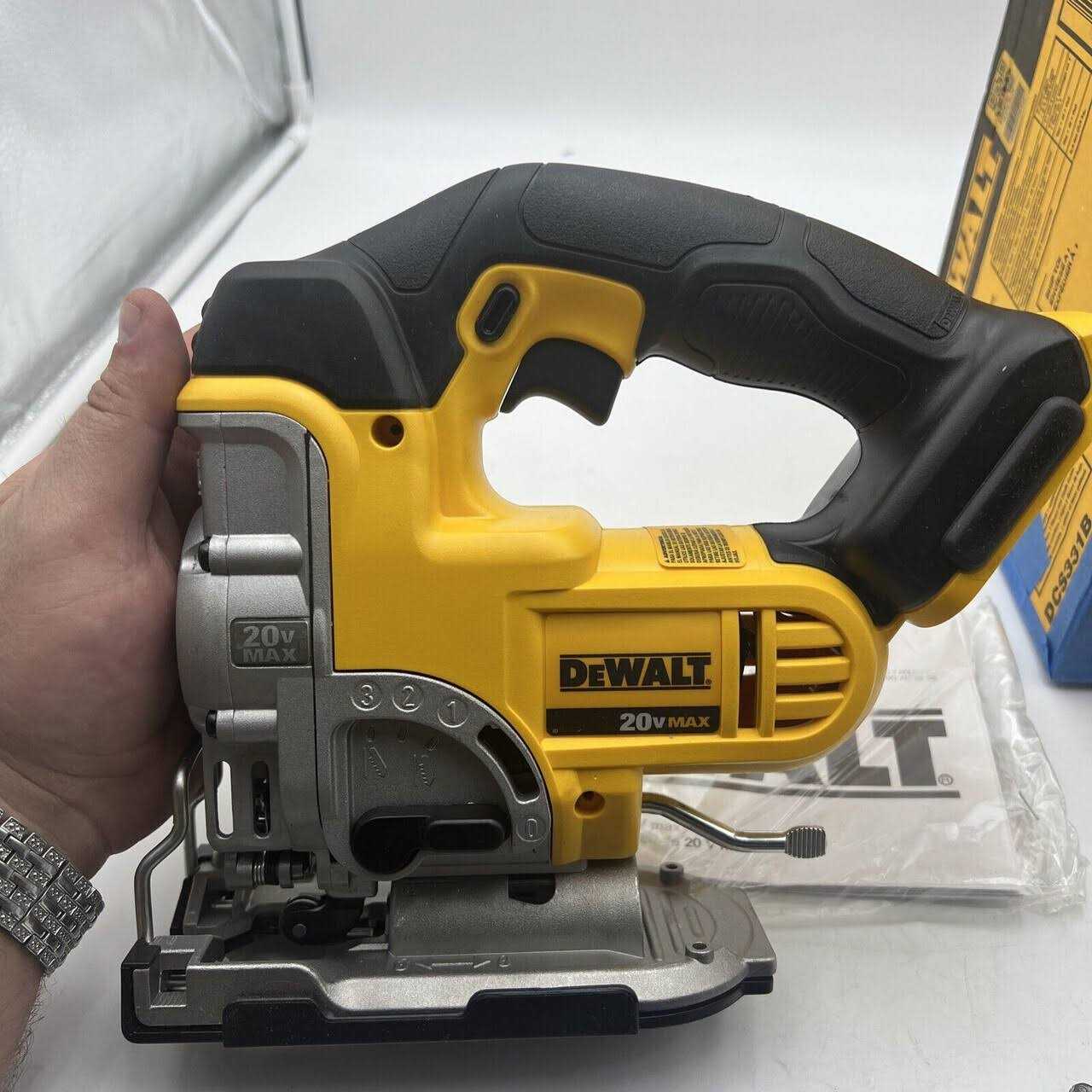 Dewalt 20V MAX Jig Saw DCS331B - Cheap Fitting
