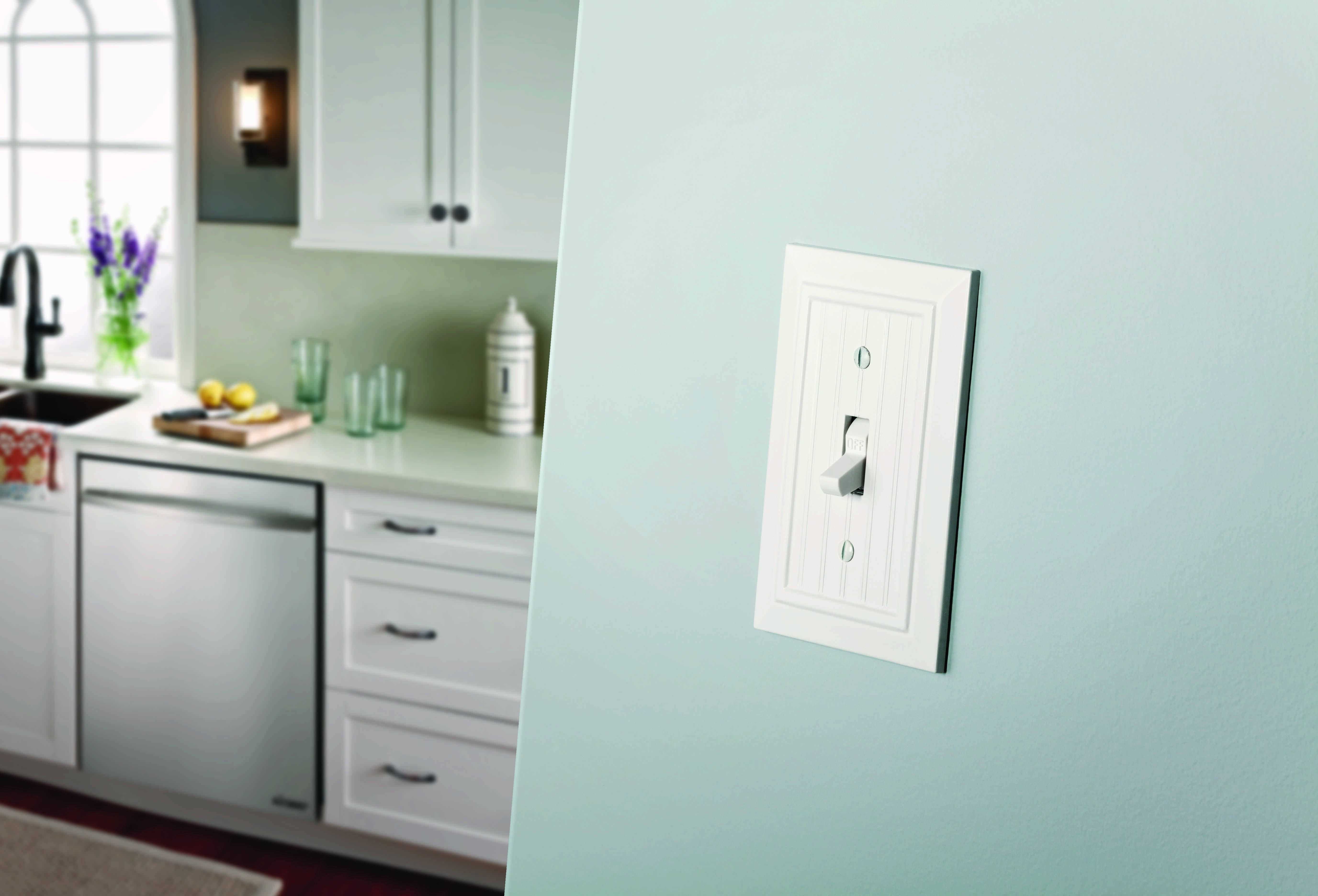 Franklin Brass W35242V-C Classic Architecture Single Duplex Outlet Wall Plate - Cheap Fitting