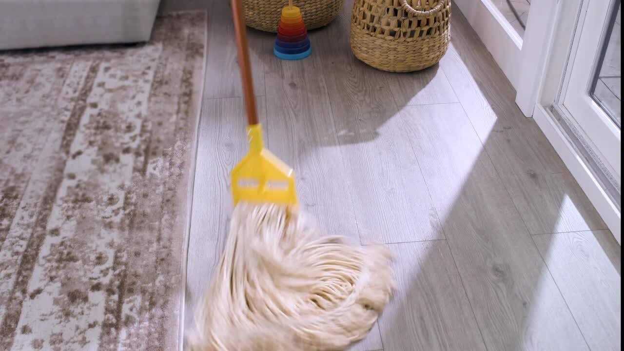 Lifeproof 7.6 in. W x 50.6 in. L Waterproof Hybrid Resilient Flooring - Cheap Fitting