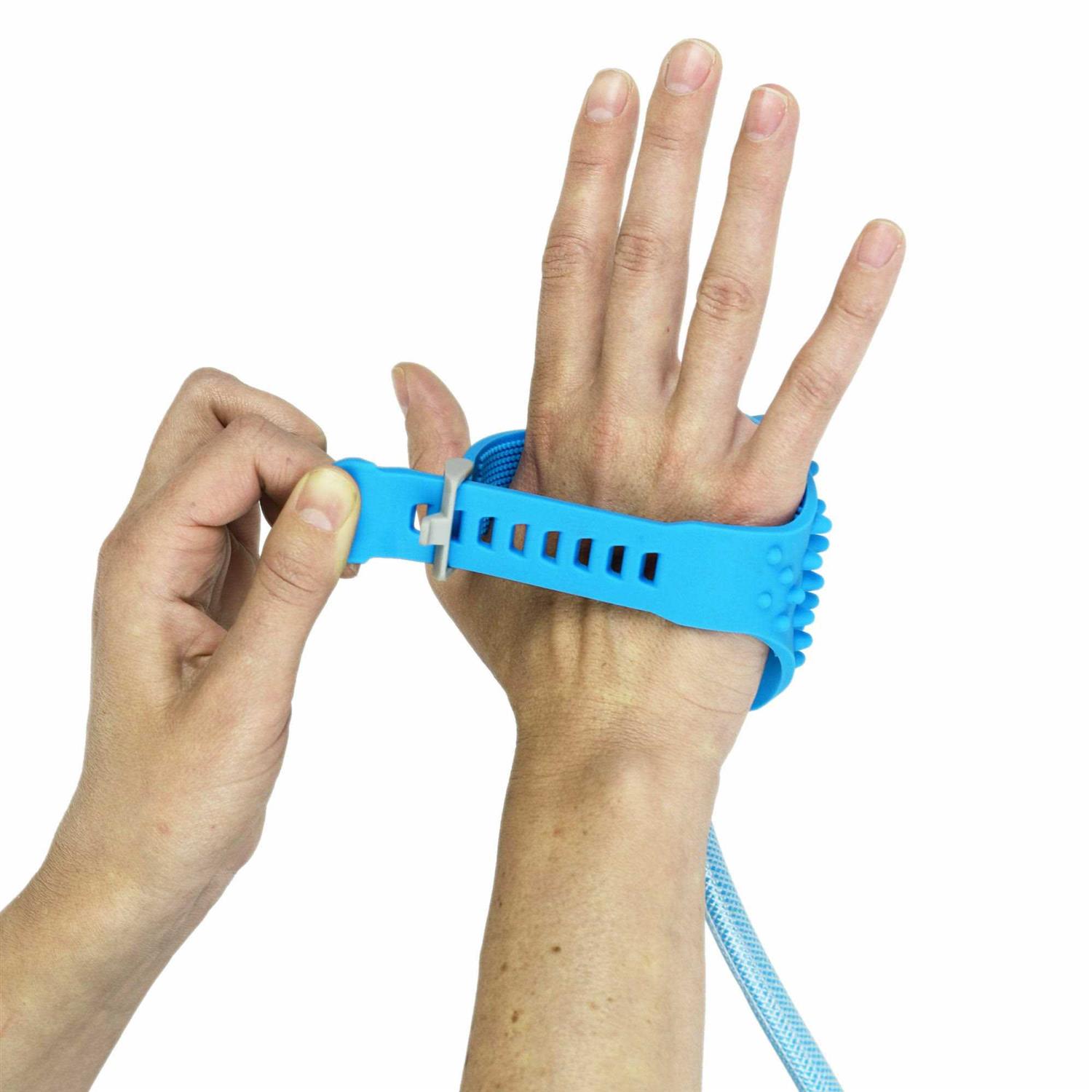 Aquapaw Pet Bathing Tool - Cheap Fitting