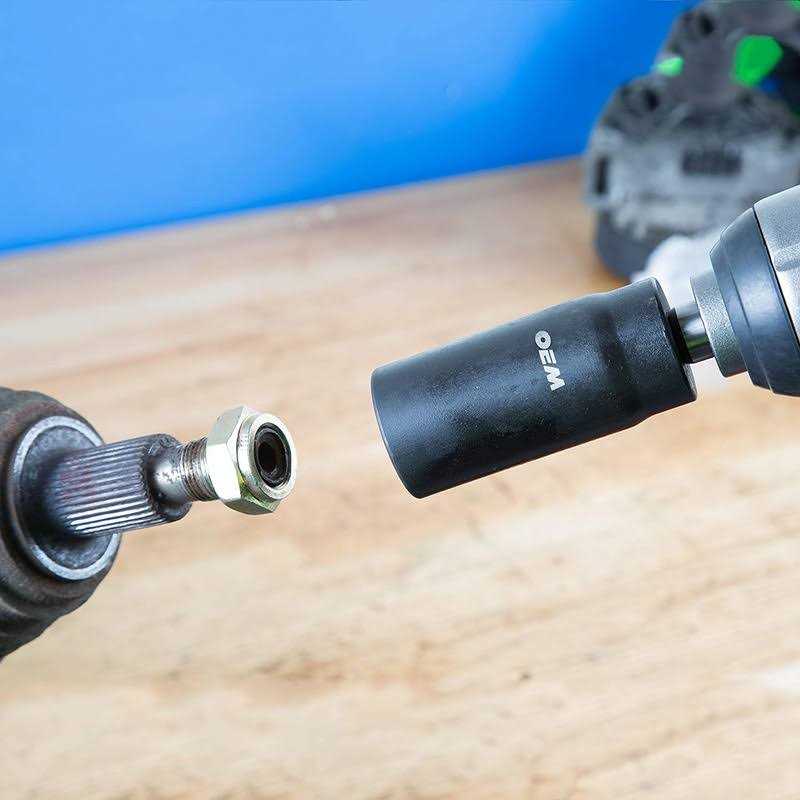 OEMTOOLS 30mm Axle Nut Socket 1/2 Inch Drive - Cheap Fitting