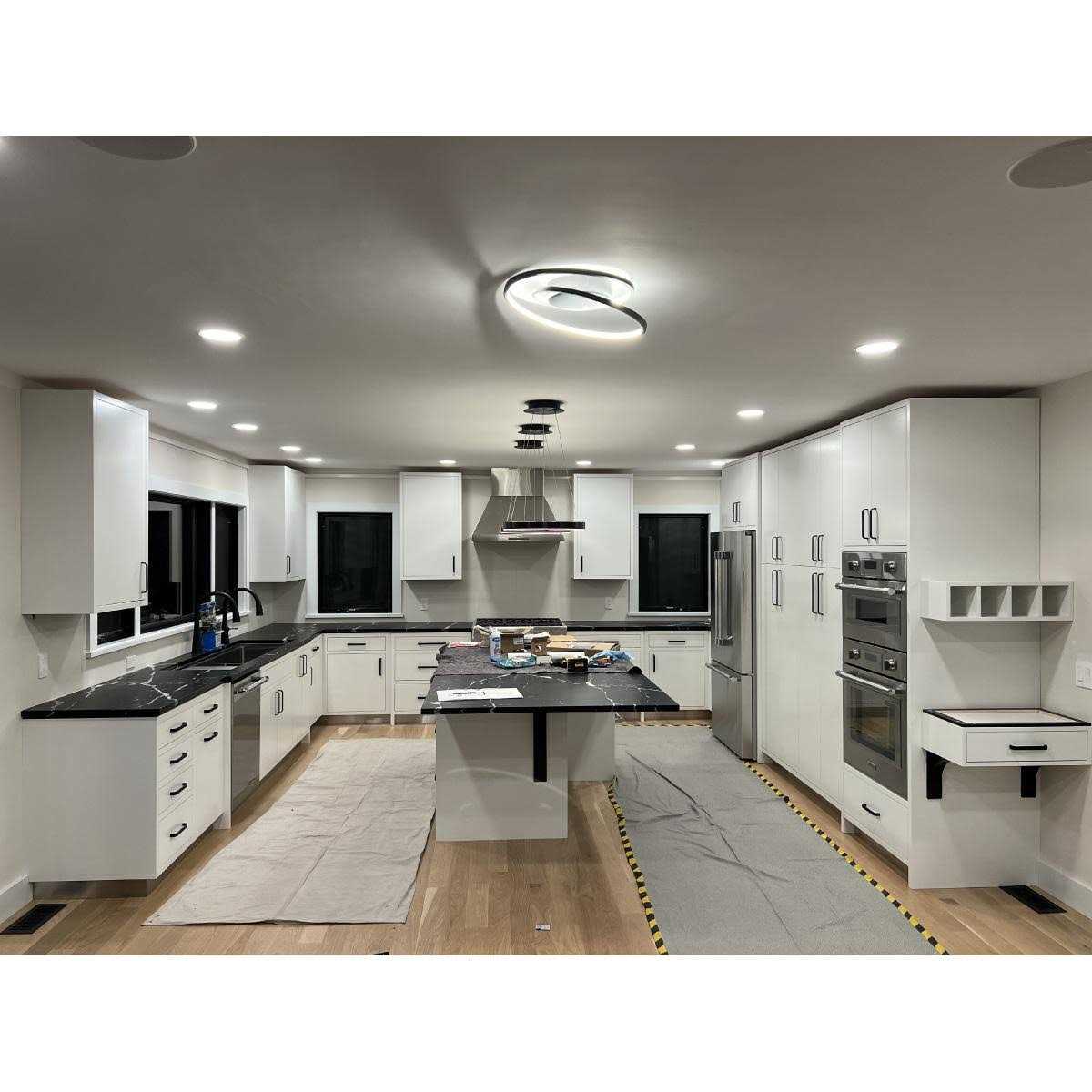 Ekena Millwork Morris 10-in x 3-in x 10-in Black Steel Wall Bracket - Cheap Fitting