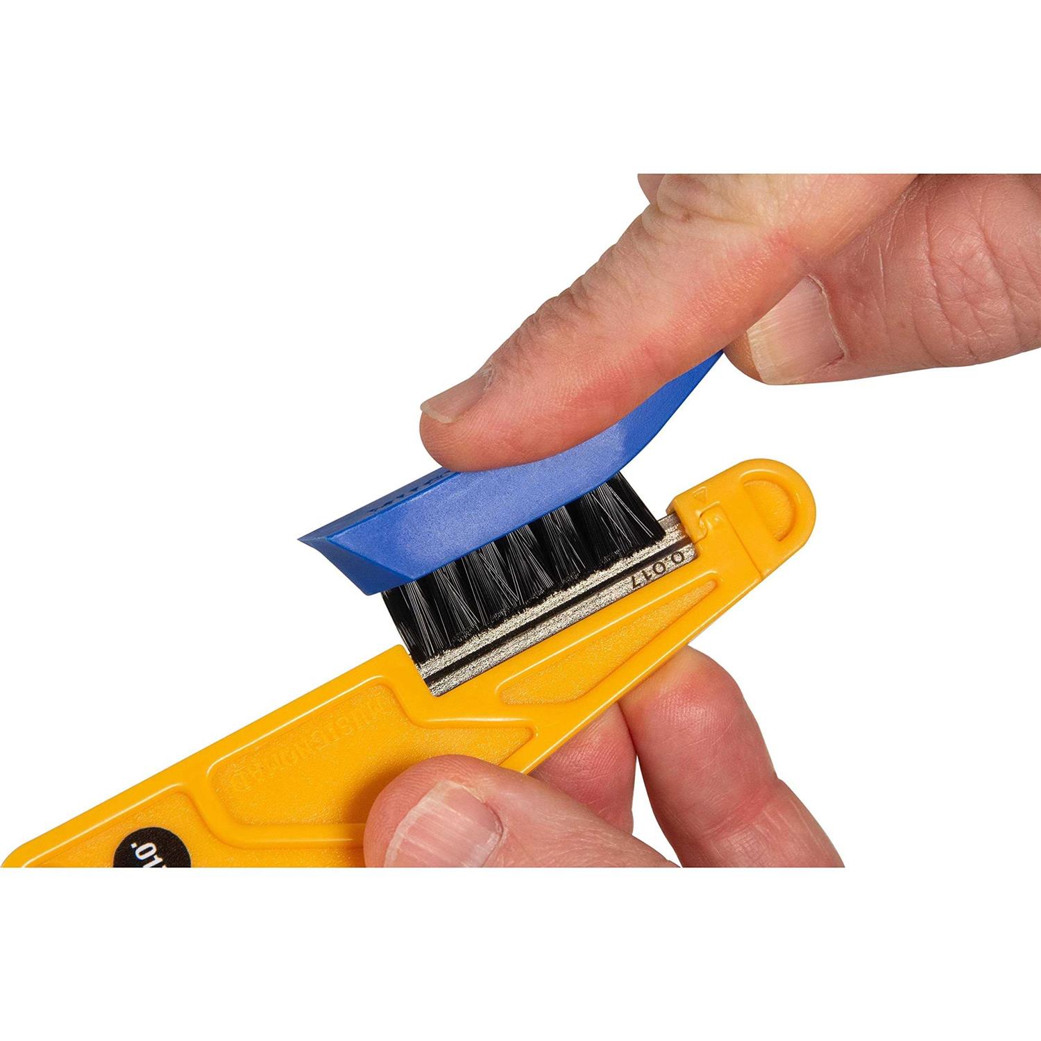 Music Nomad Nut File Storage Case w/ Brush MN684 - Cheap Fitting