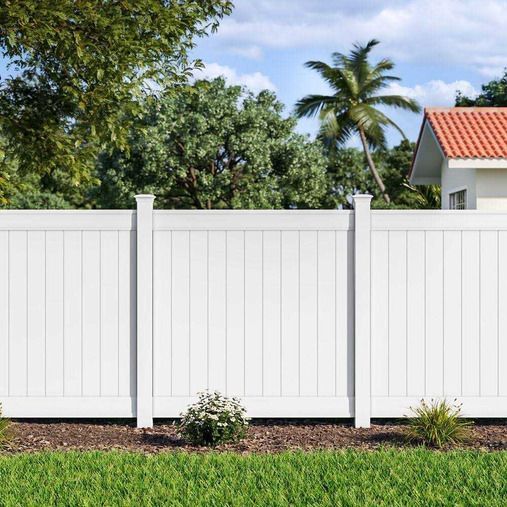 Freedom Everton 6-ft H x 6-ft W White Vinyl Flat-top Fence Panel 73024827 - Cheap Fitting