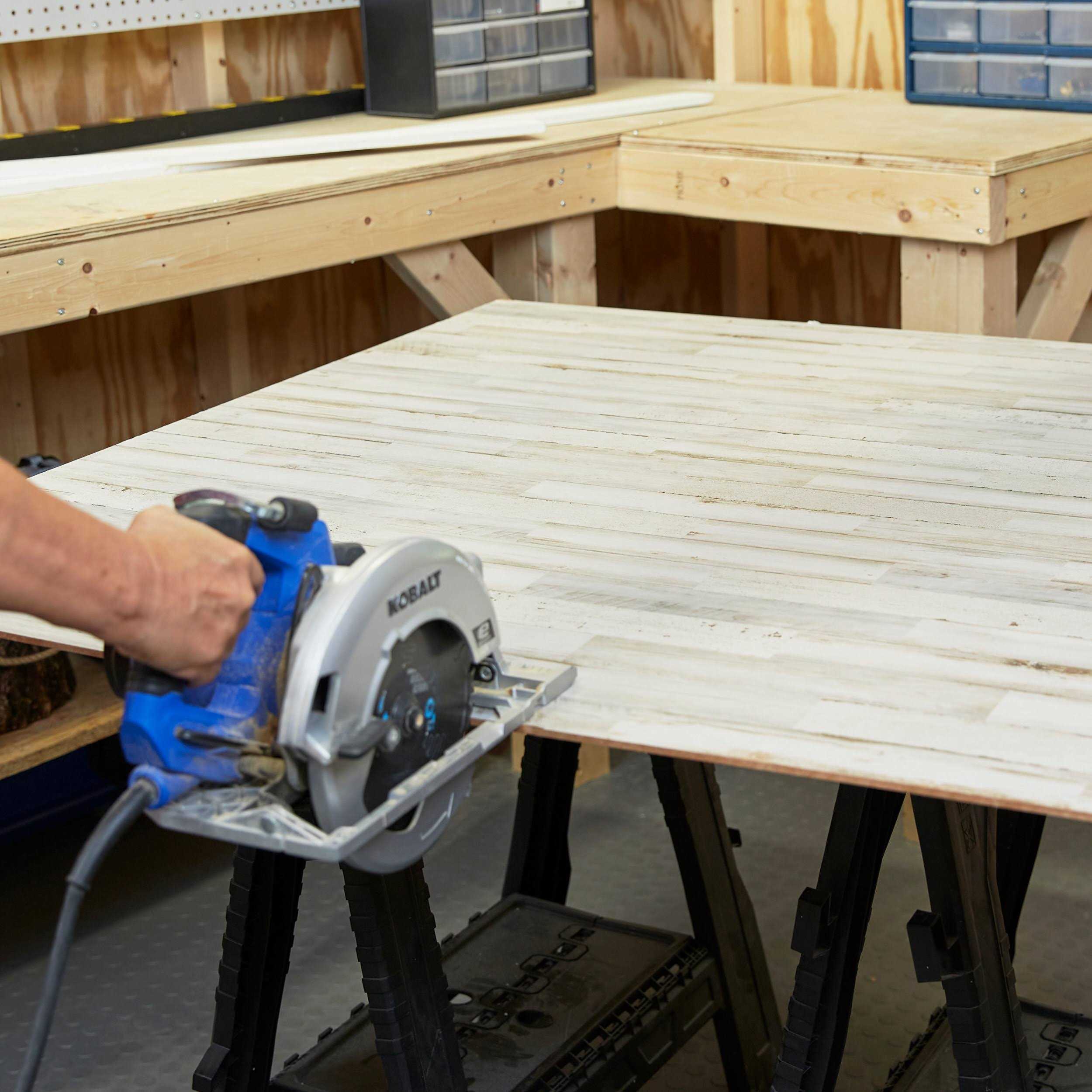 Style Selections 1/4 Weathered Pine Paneling 40010 - Cheap Fitting