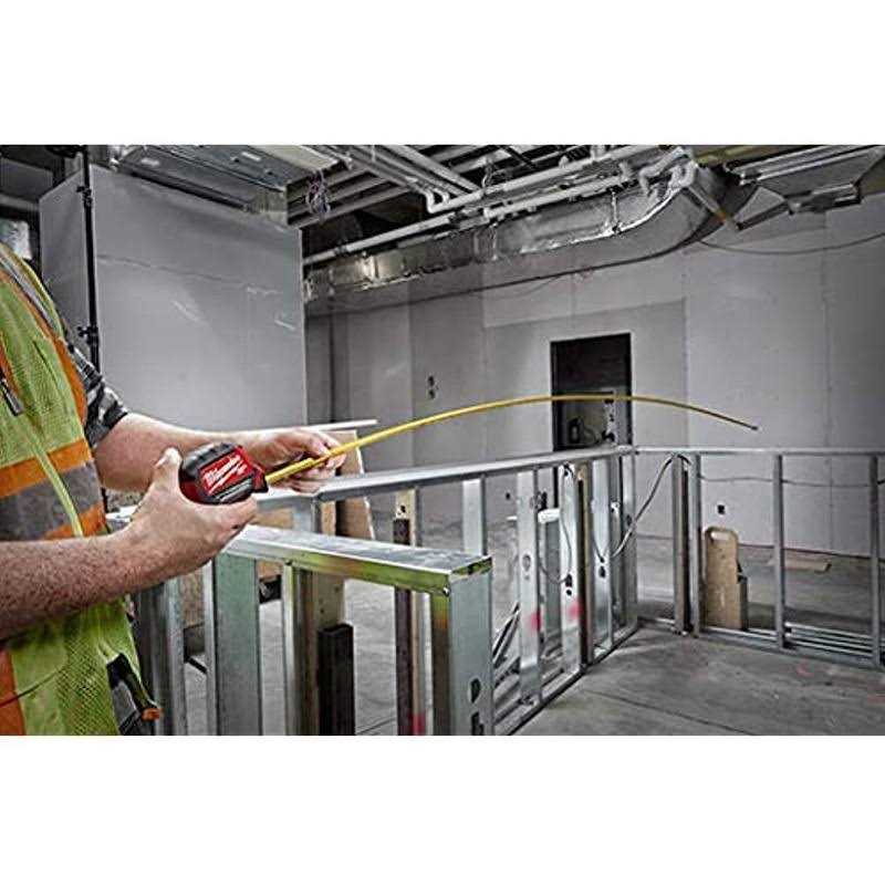 Milwaukee 25′ Compact Magnetic Tape Measure 48-22-0325 - Cheap Fitting