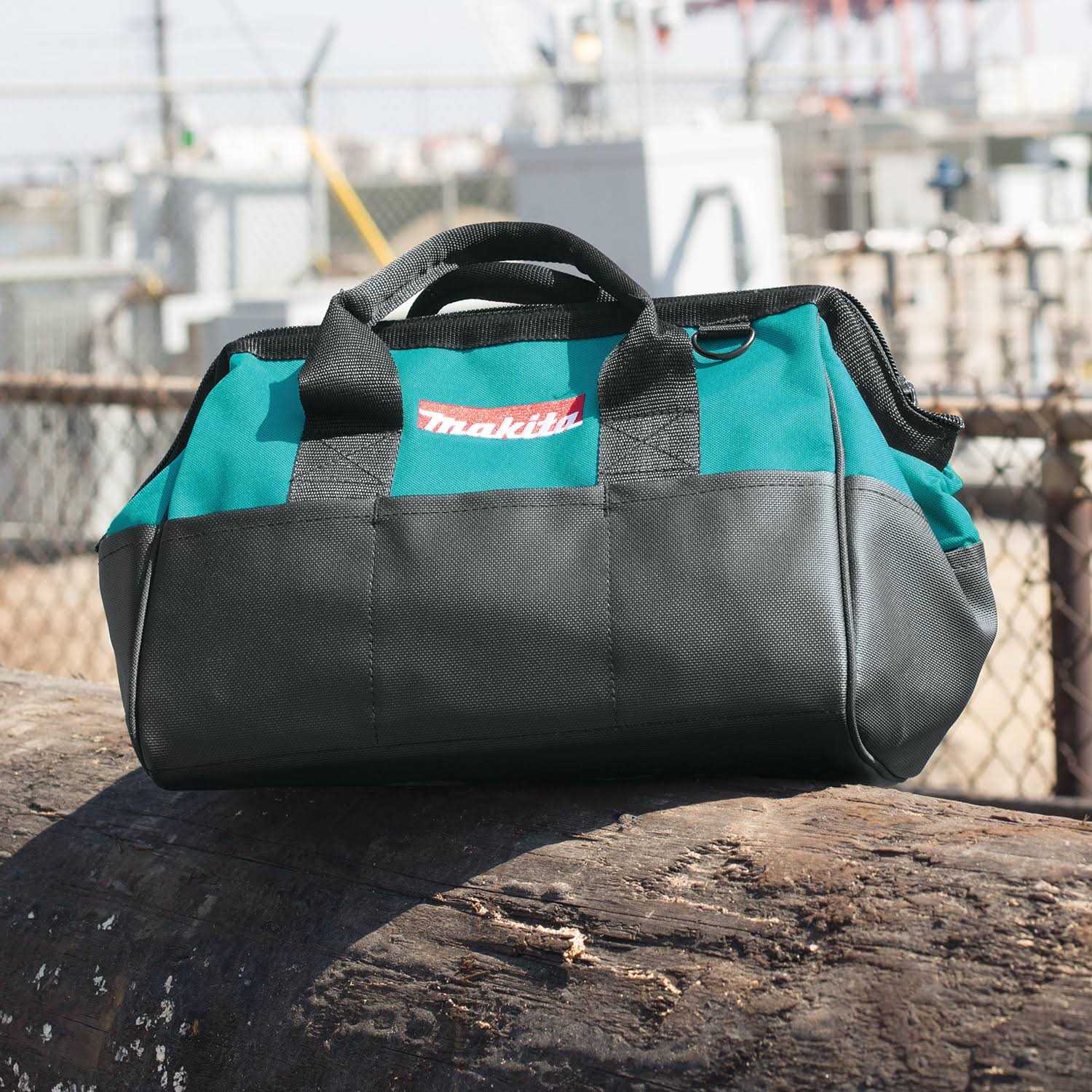 Makita 831253-8 Contractor Tool Bag - Cheap Fitting