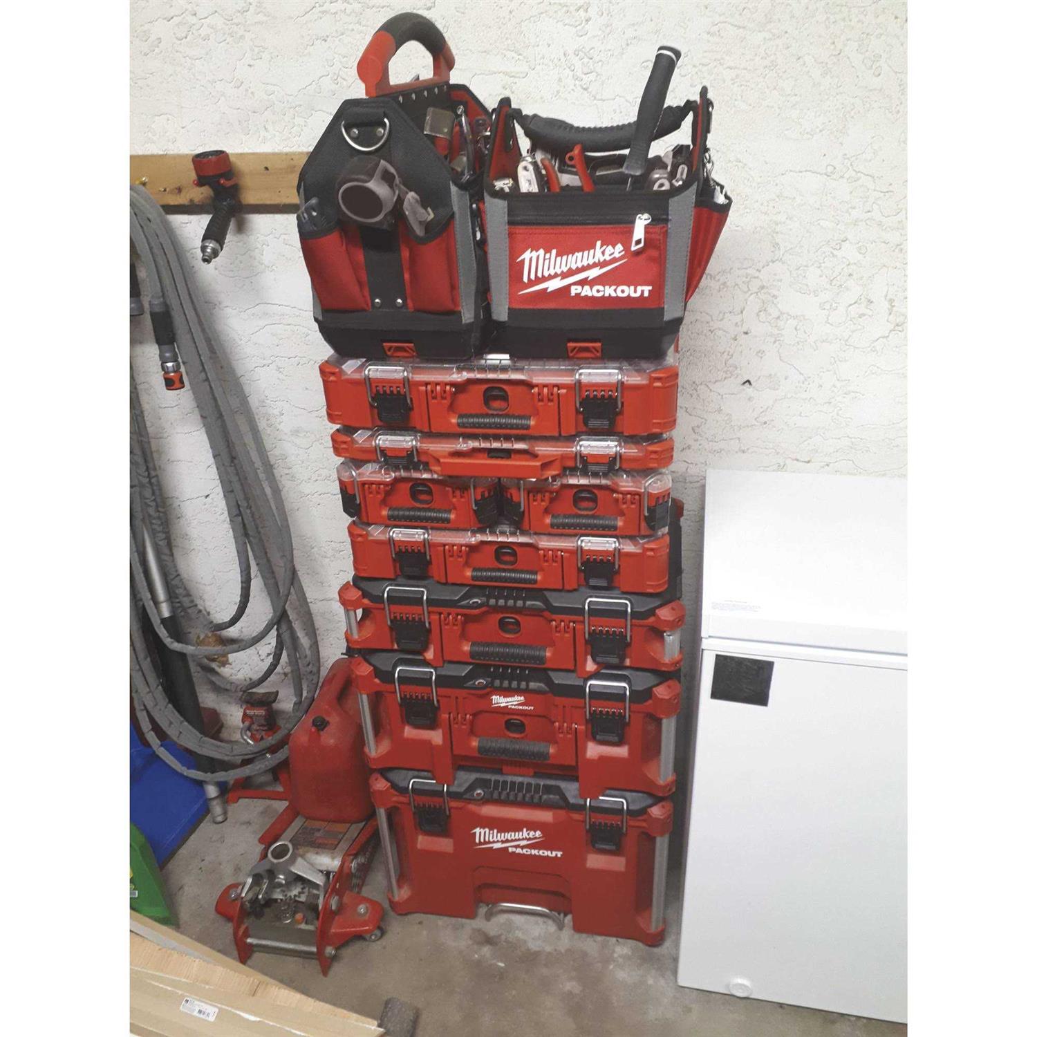 Milwaukee PACKOUT Tote 48-22-8315 - Cheap Fitting