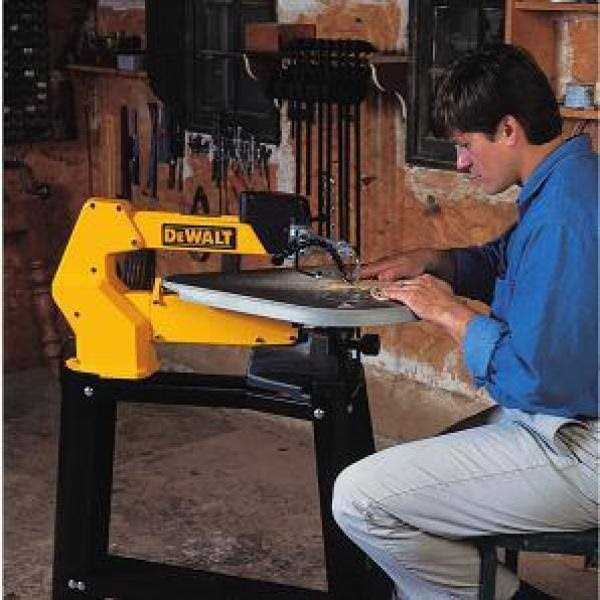 DeWalt DW7880 Scroll Saw Stand - Cheap Fitting