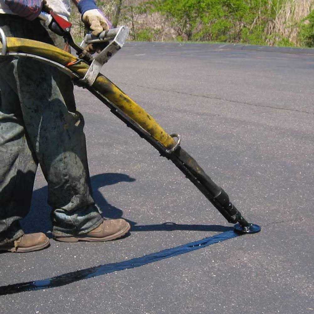 QPR Hot Applied Crack Sealant 5-Gallon Asphalt Sealer LLF08 - Cheap Fitting