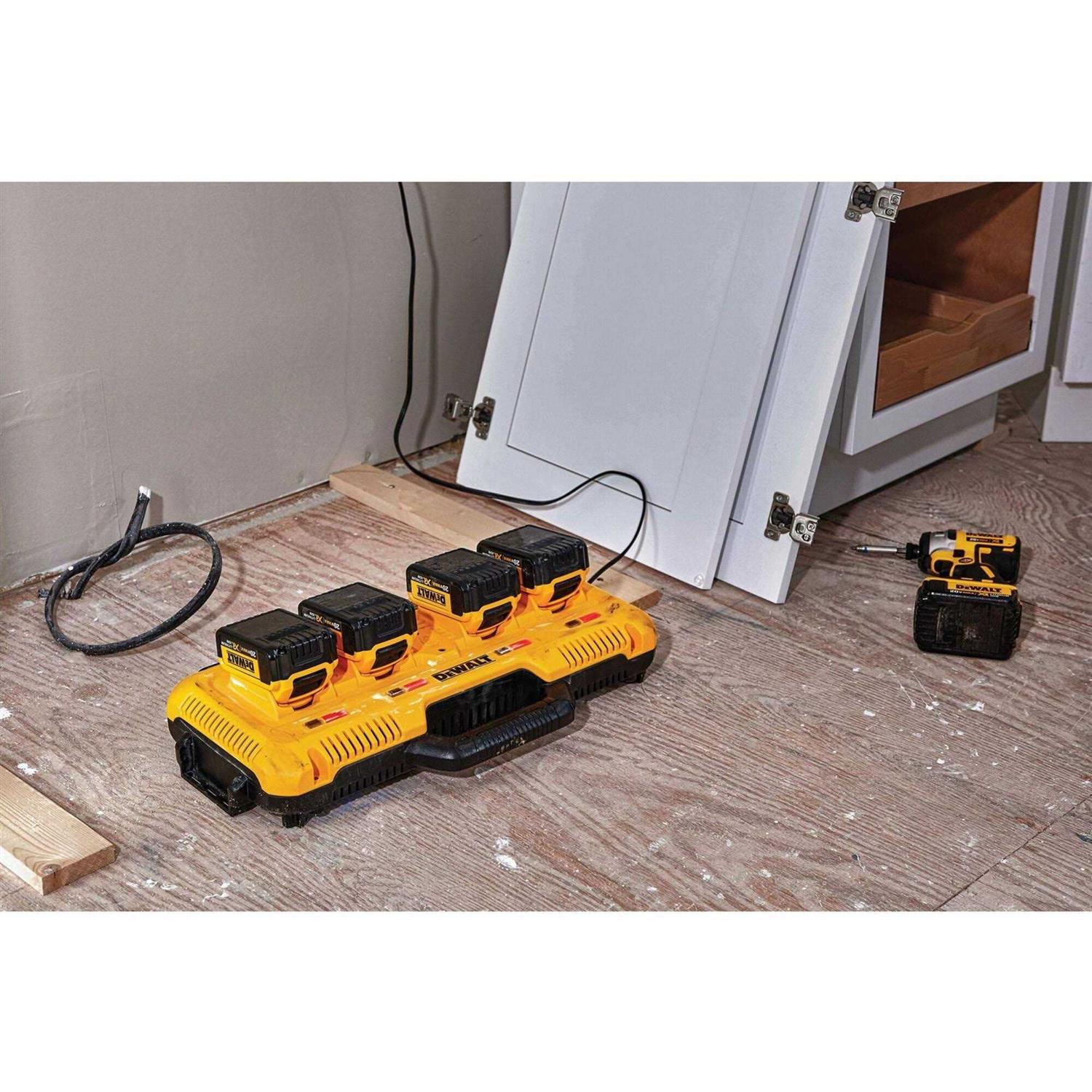 DEWALT 4 Port Fast Charger DCB104 - Cheap Fitting