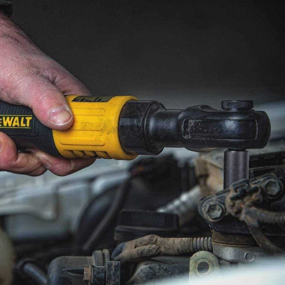 Dewalt DWMT70776L Air Ratchet - Cheap Fitting
