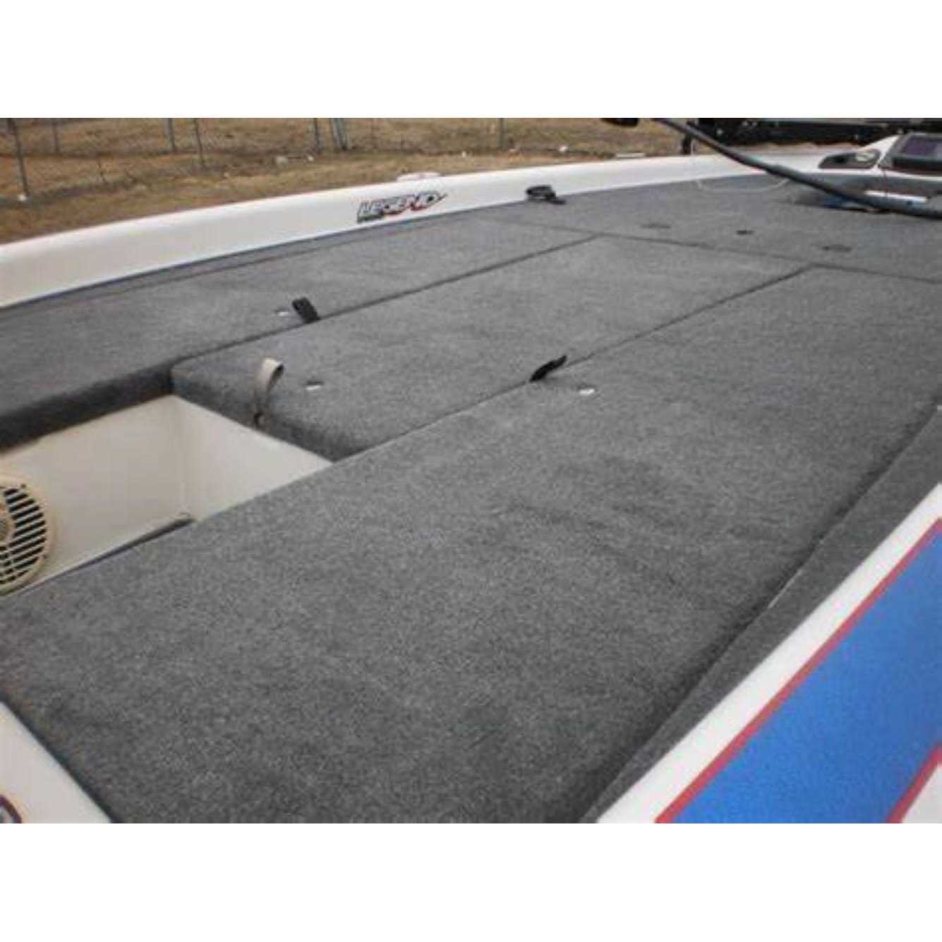 20 Oz Do-it-yourself Boat Carpet - Cheap Fitting