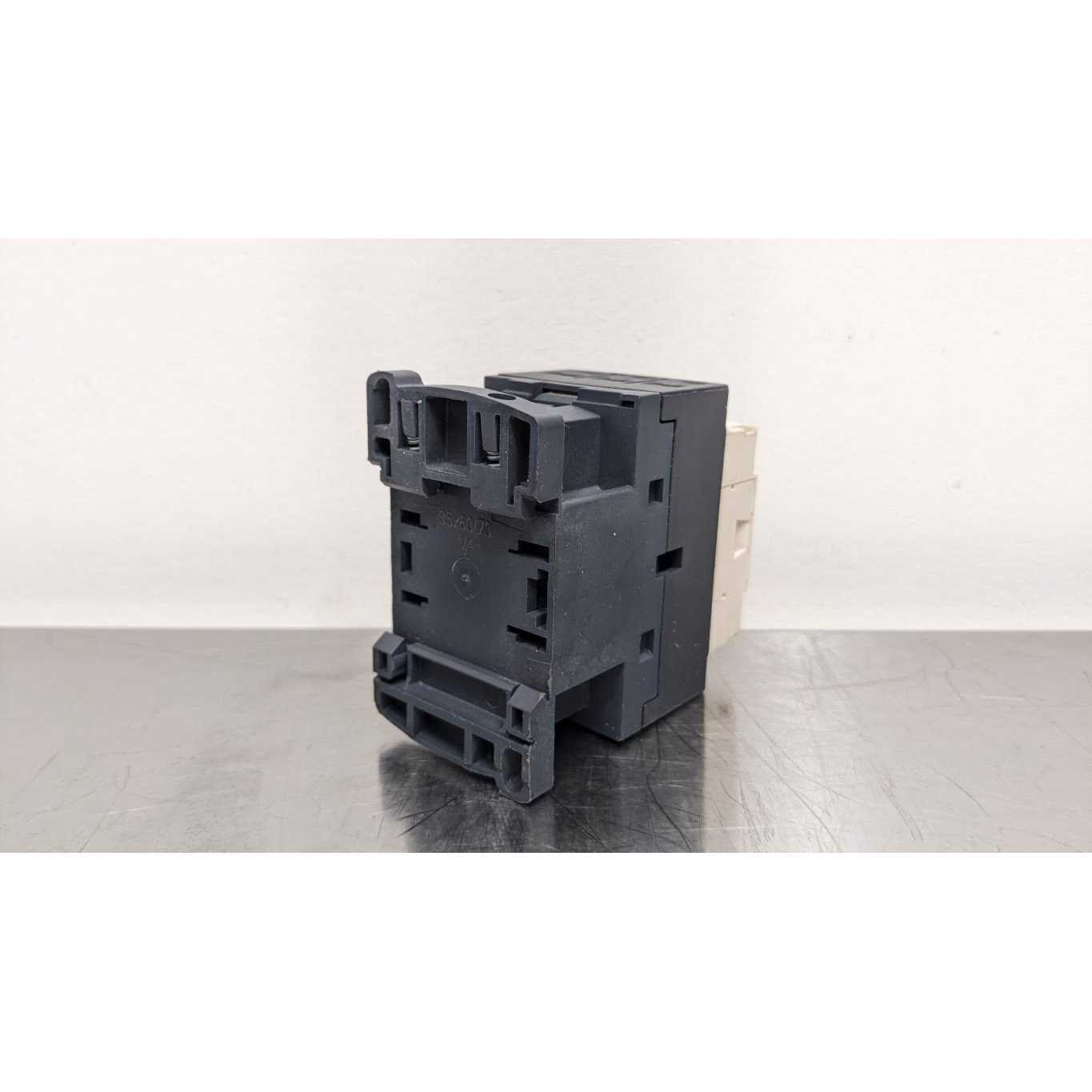 Schneider Electric LC1D09G7 Contactor - Cheap Fitting