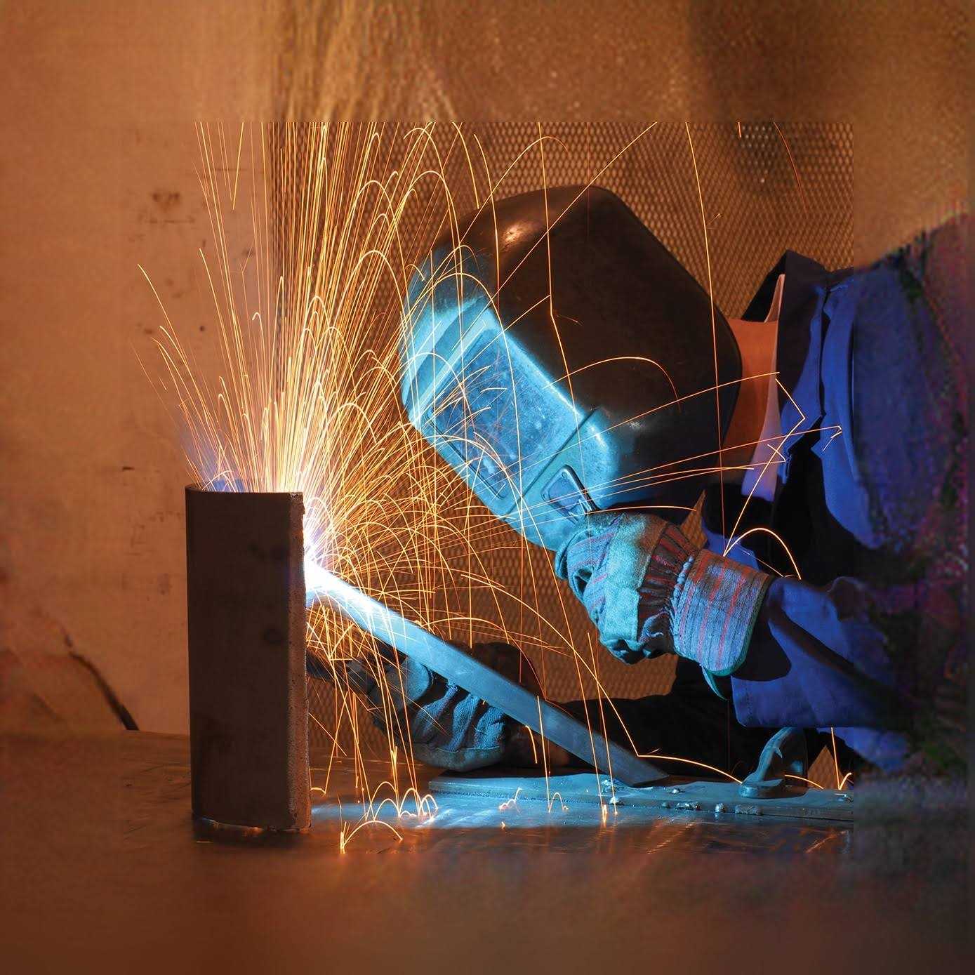 SteelWorks Square Steel Tube - Cheap Fitting