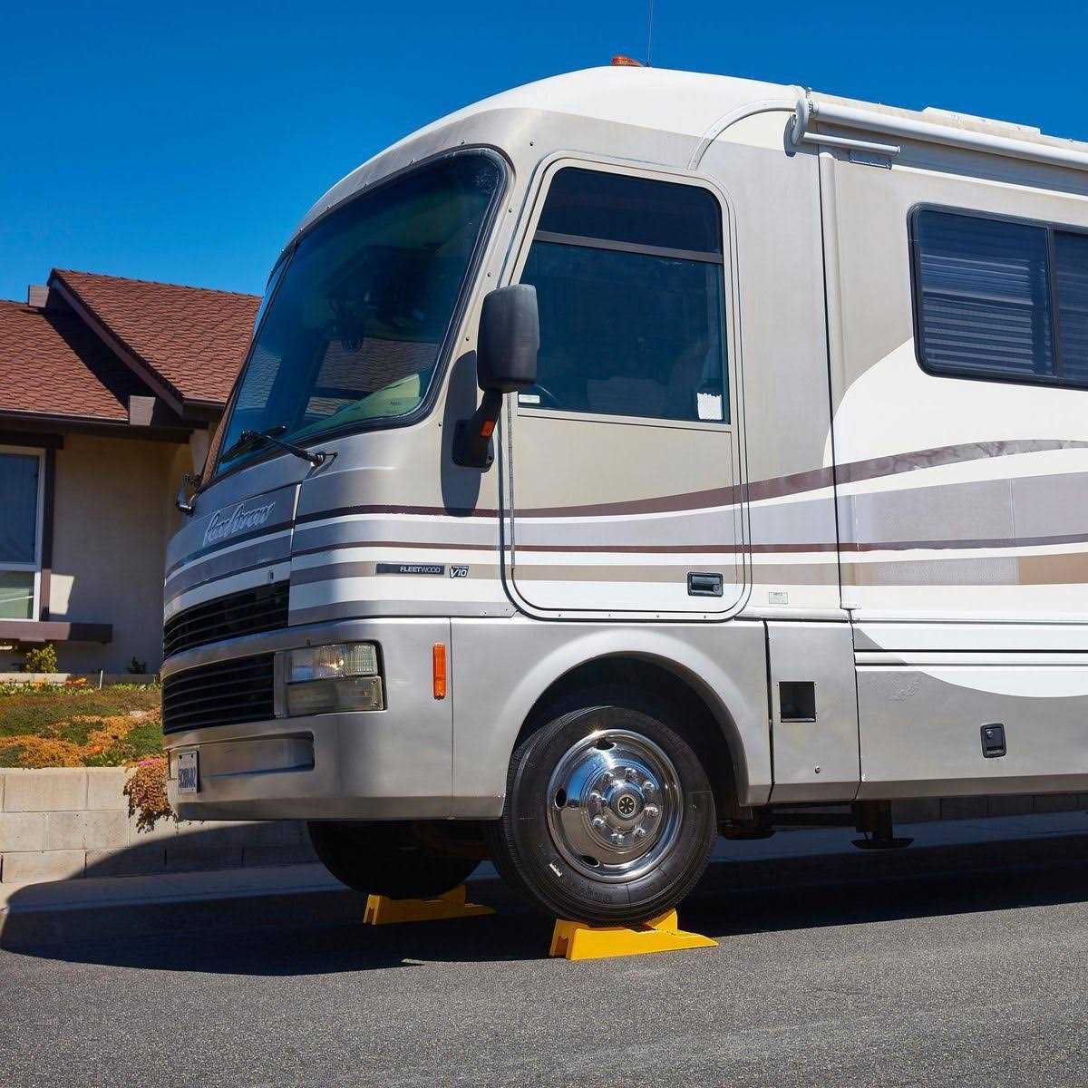 Haul-Master Three-Stage RV Leveler Ramps - Cheap Fitting