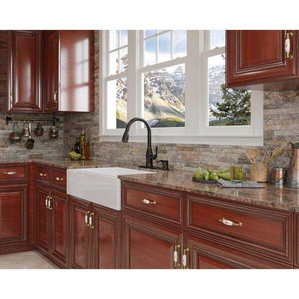 Pfister Rosslyn Single Handle Pull Down Sprayer Kitchen Faucet with Deckplate Included - Cheap Fitting