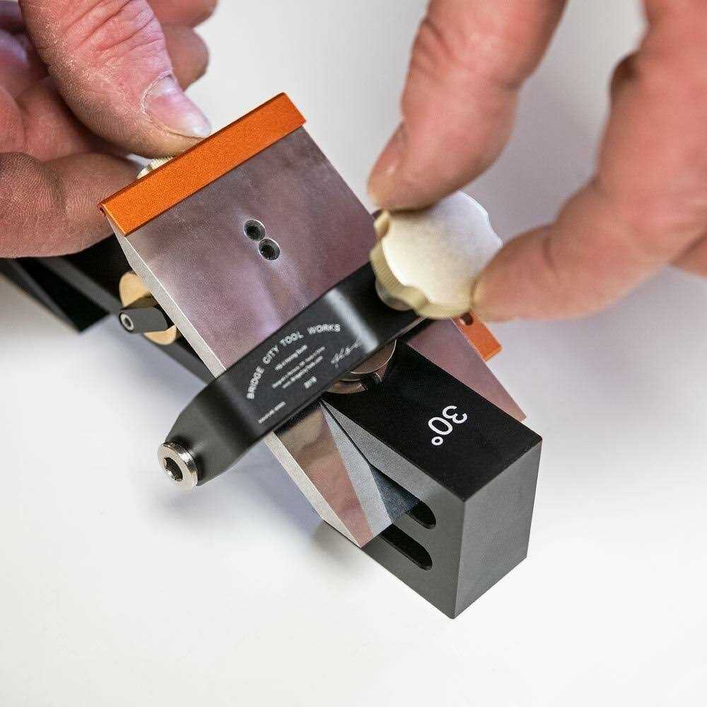 HG-4 Honing Guide by Bridge City Tool Works - Cheap Fitting