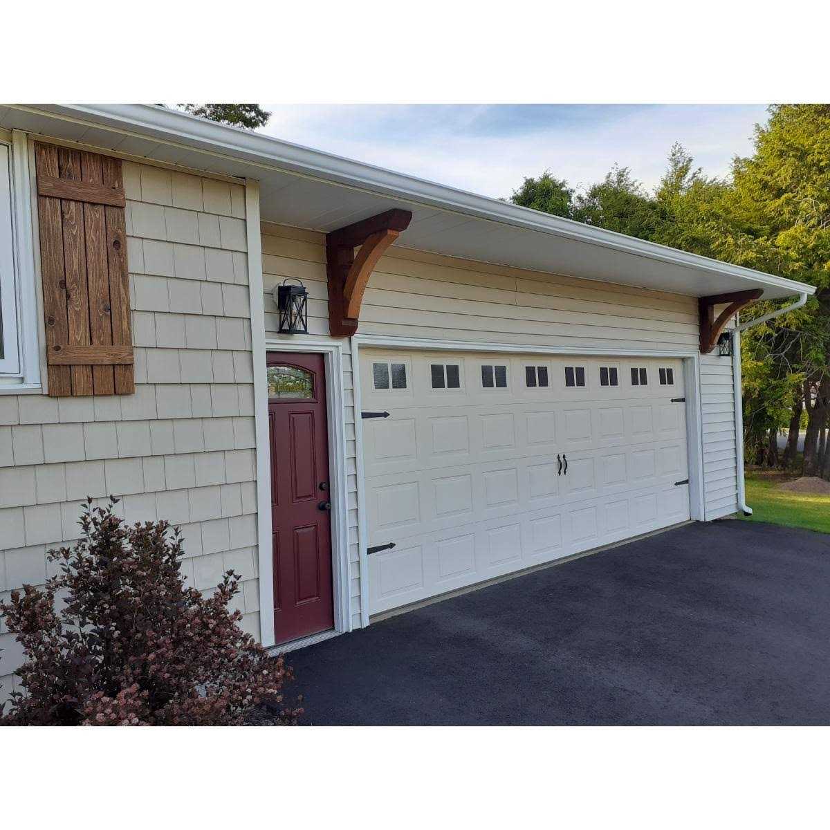 Ekena Millwork Thorton Block Rough Sawn Bracket w/ Offset Brace	Ekena Millwork Thorton Block Rough Sawn Bracket w/ Offset Brace - Cheap Fitting