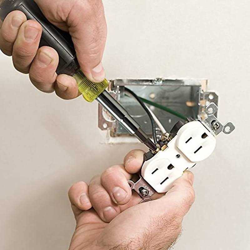 Klein Tools 32500 11-in-1 Screwdriver/Nut Driver - Cheap Fitting