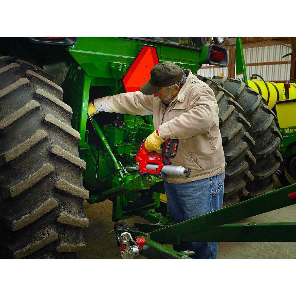 Milwaukee M18 Cordless 2-Speed Grease Gun - Cheap Fitting