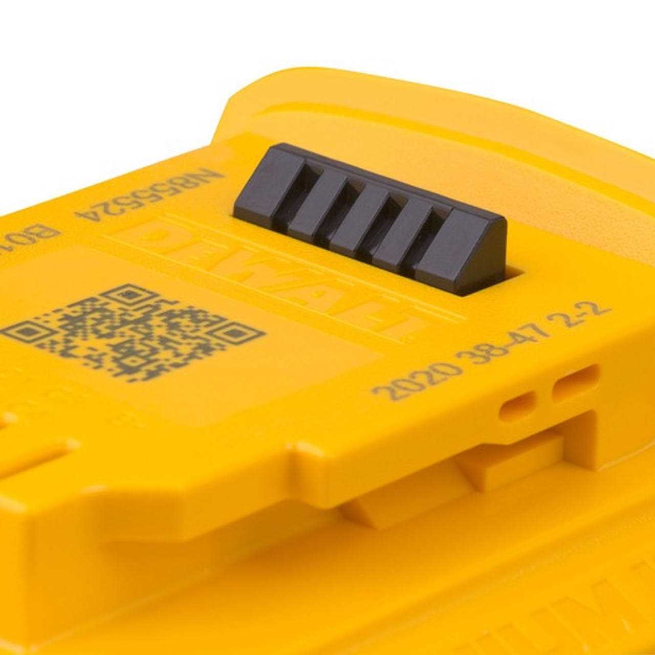 DeWalt 20V MAX Lithium Ion Compact Battery DCB203-2 - Cheap Fitting