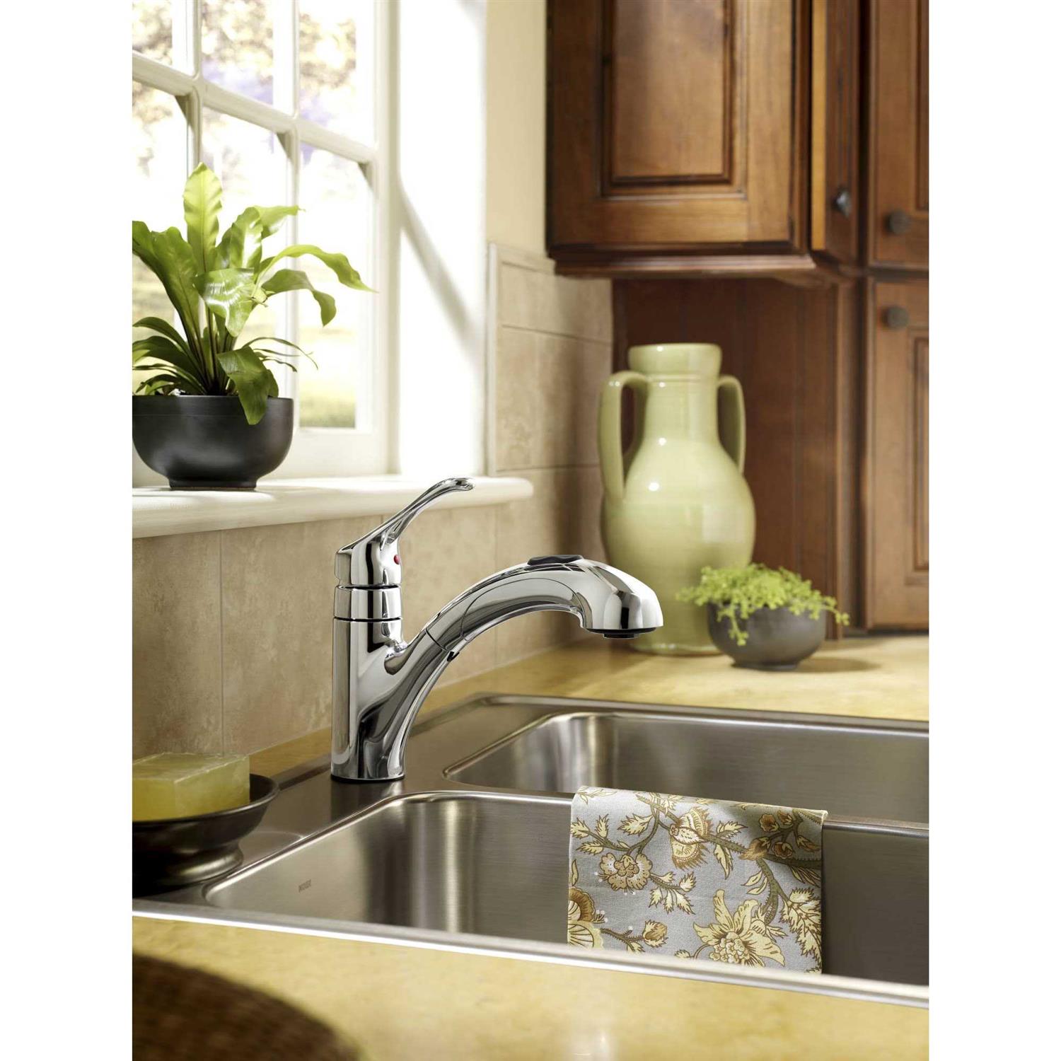 Moen Renzo One Handle Chrome Pull Out Kitchen Faucet - Cheap Fitting