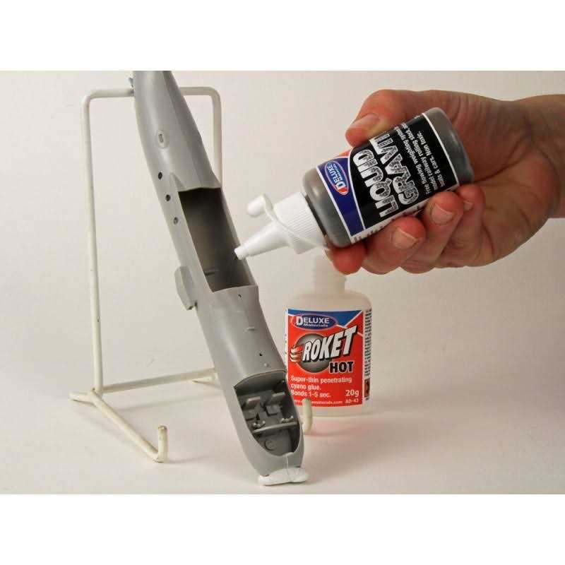 Deluxe Materials Liquid Gravity - Cheap Fitting