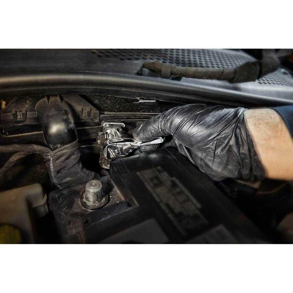 Milwaukee Drive SAE/Metric Ratchet and Socket Mechanics Tool Set Drive Stubby Ratchet - Cheap Fitting