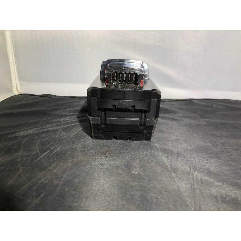 Milwaukee 48-11-1812 M18 REDLITHIUM High Output HD12.0 Battery Pack - Cheap Fitting