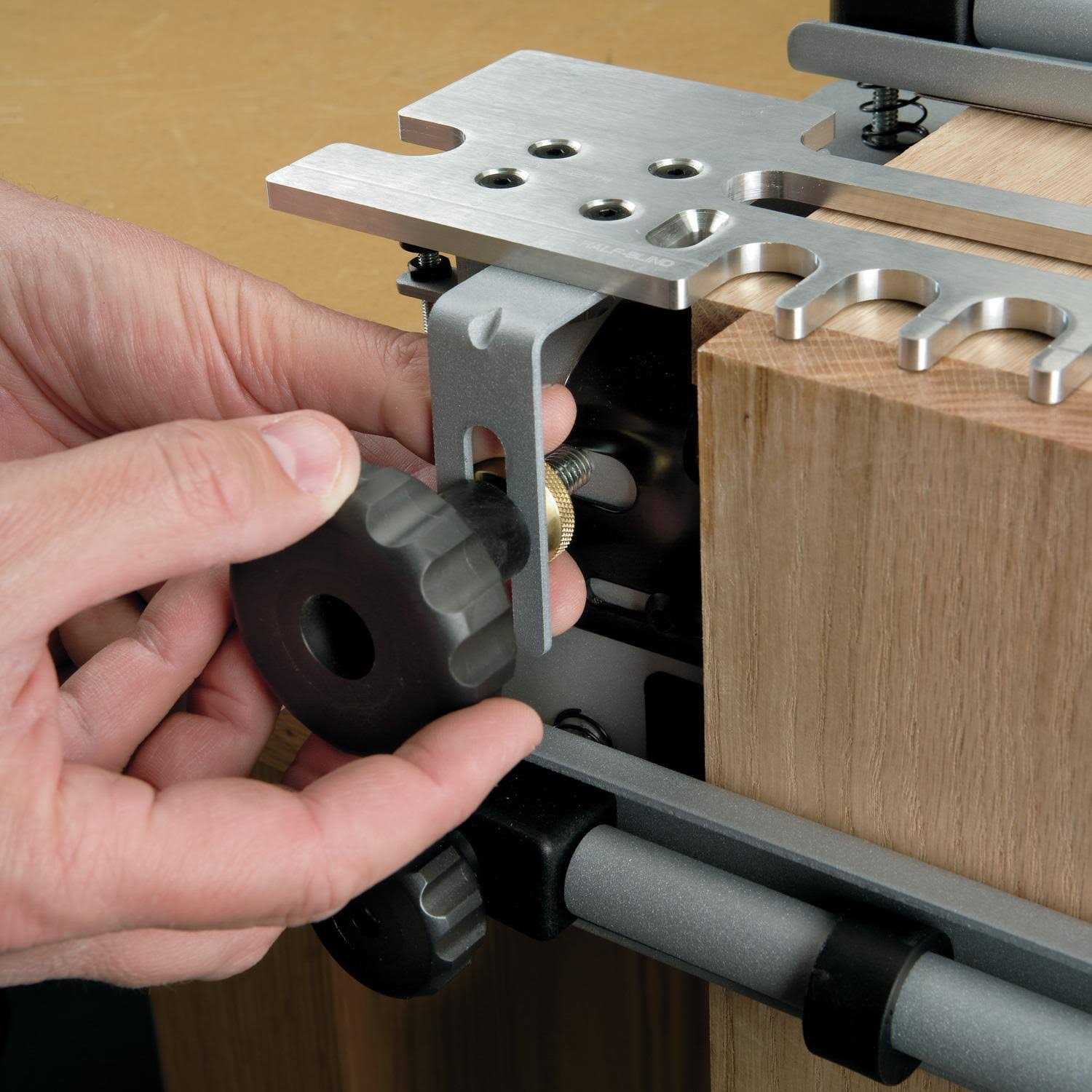 Porter-Cable 4216 12 Deluxe Dovetail Jig Combination Kit - Cheap Fitting