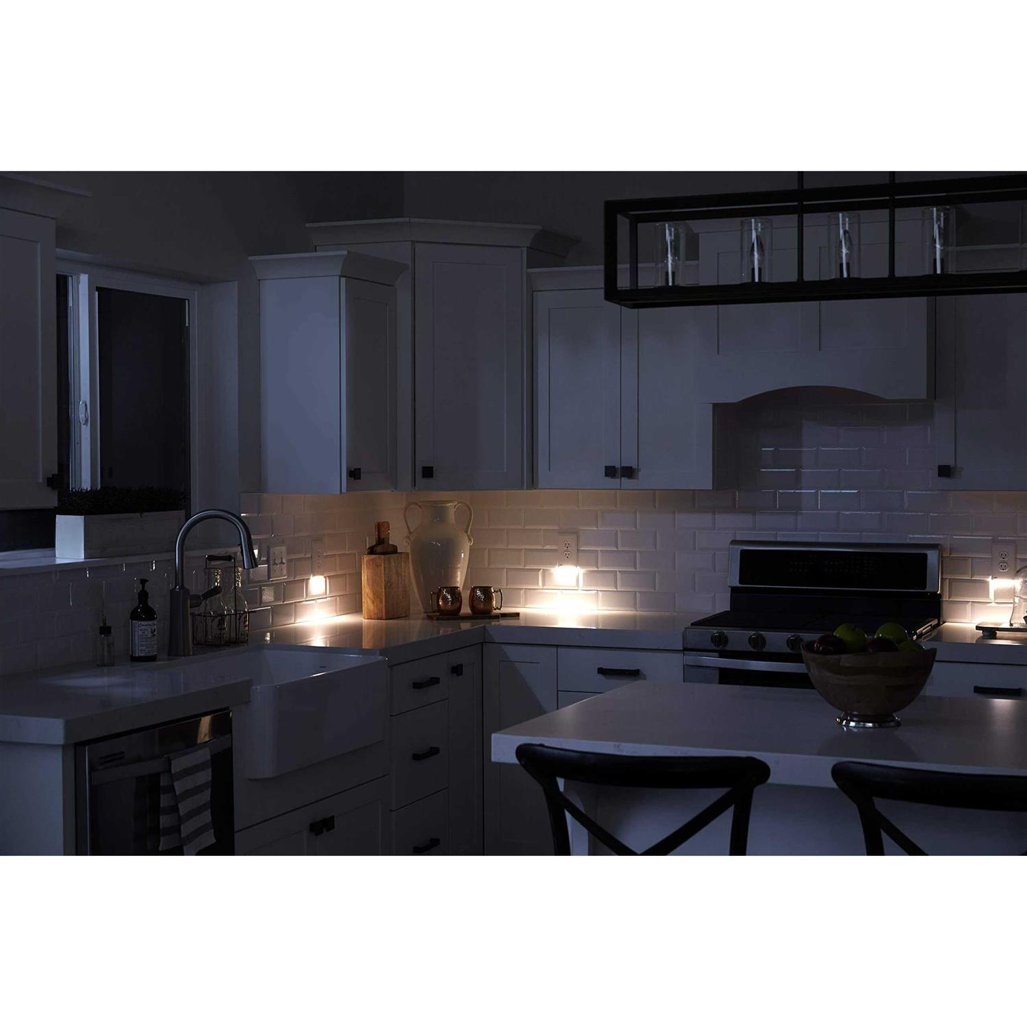 SnapPower GuideLight 2 For Outlets Night Light - Cheap Fitting