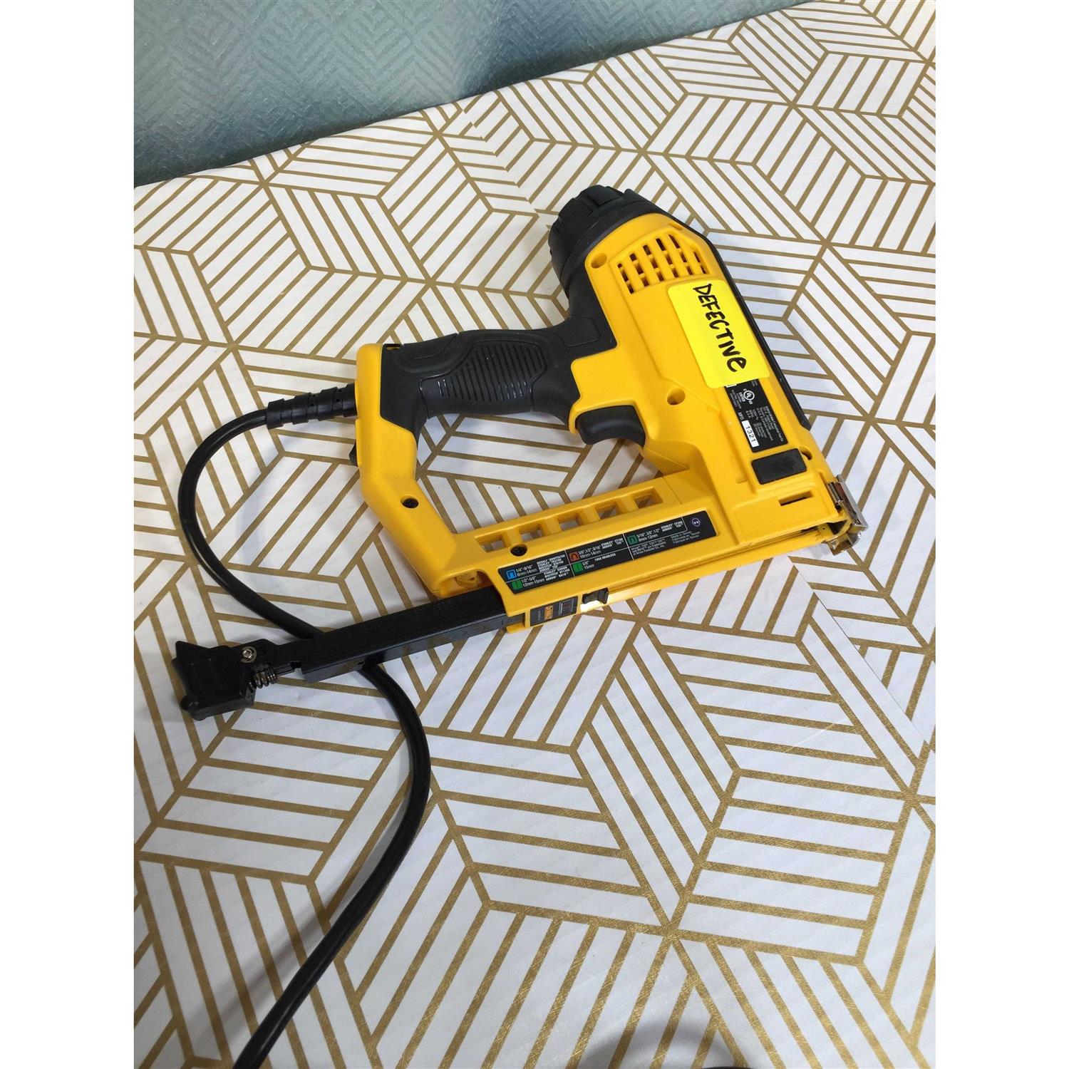DEWALT DWHT75021 - Cheap Fitting