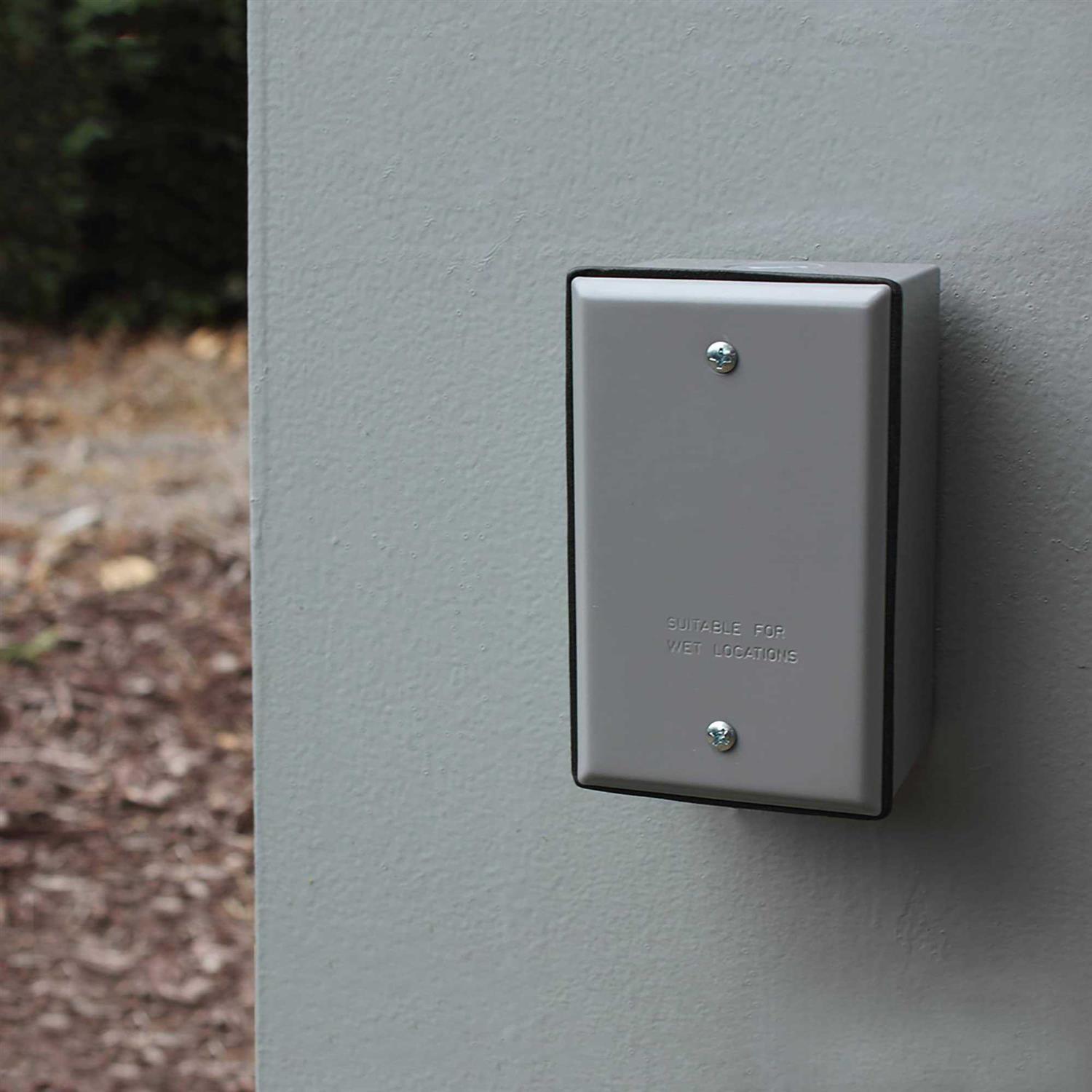 Sigma Engineered Solutions Rectangle Steel 1 gang Flat Box Cover - Cheap Fitting