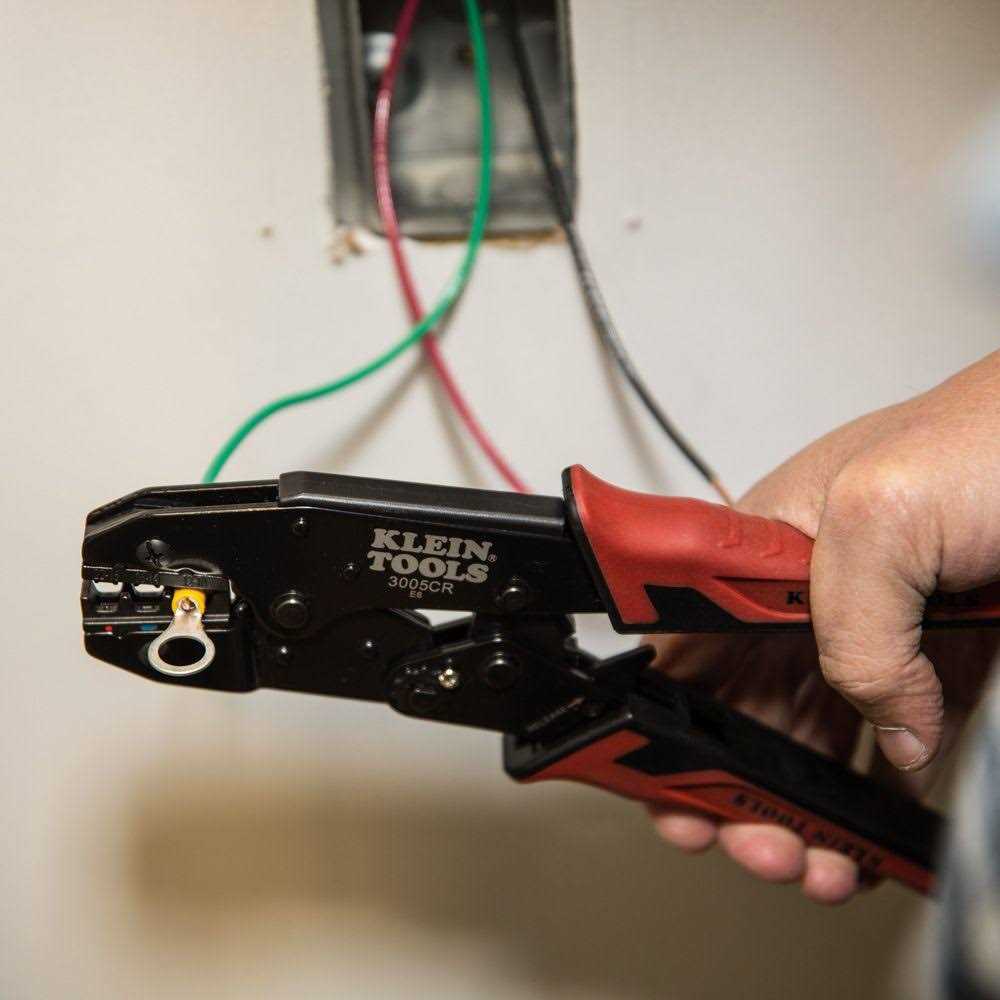 Klein Tools 80013 Wiring Tool Kit with Automatic Wire Stripper and Ratcheting Crimper - Cheap Fitting