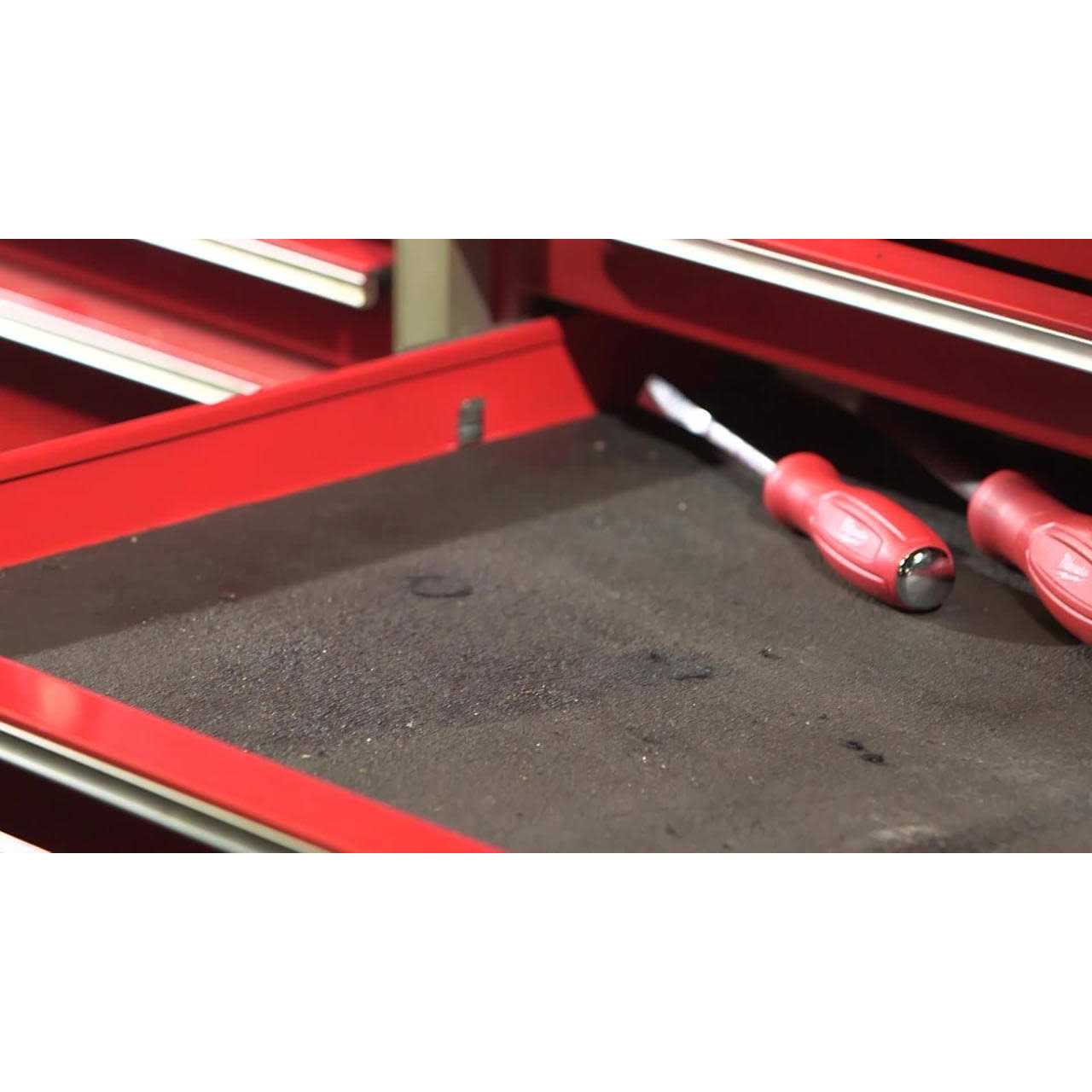 Milwaukee 3/8 in. Drive SAE/Metric Ratchet and Socket Mechanics Tool Set with 3/8 in. SAE/Metric Impact Socket Set - Cheap Fitting