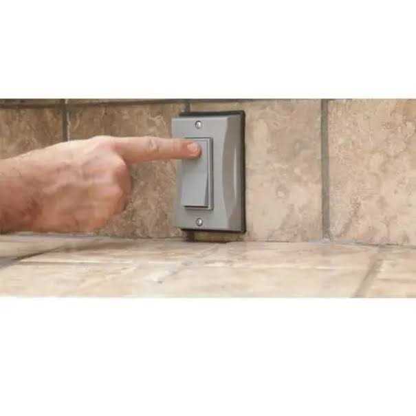 taymac Raco 5129-1 3-Gang Decorator Switch Cover - Cheap Fitting