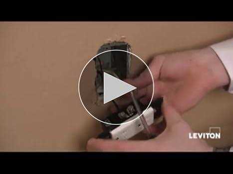 Leviton RER15 Renu 15A Tamper-Resistant Receptacle - Cheap Fitting