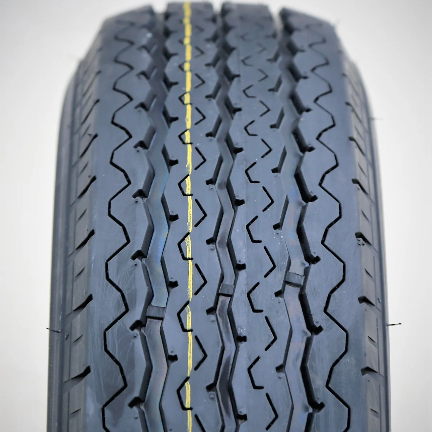 Haida Strong HD718 185R14C Load D 8 Ply Commercial Tire - Cheap Fitting